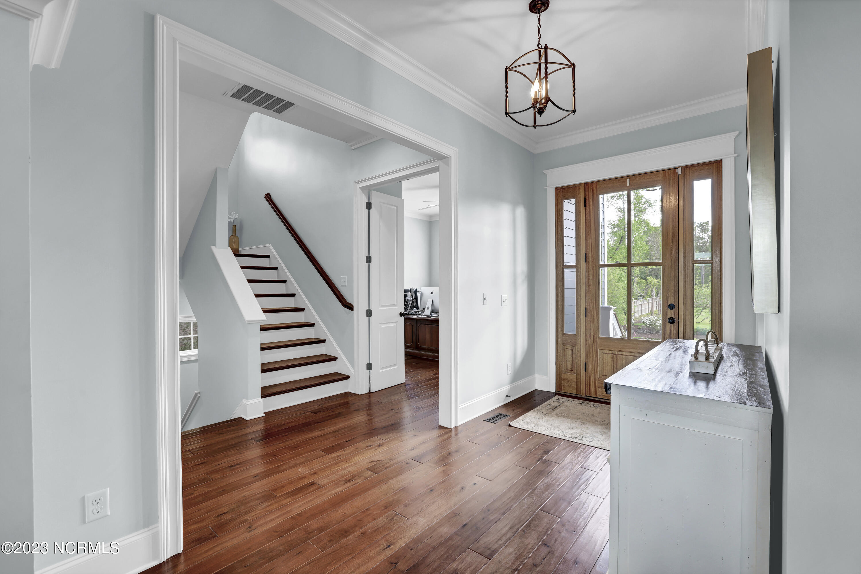 2522 Royal Palm Lane