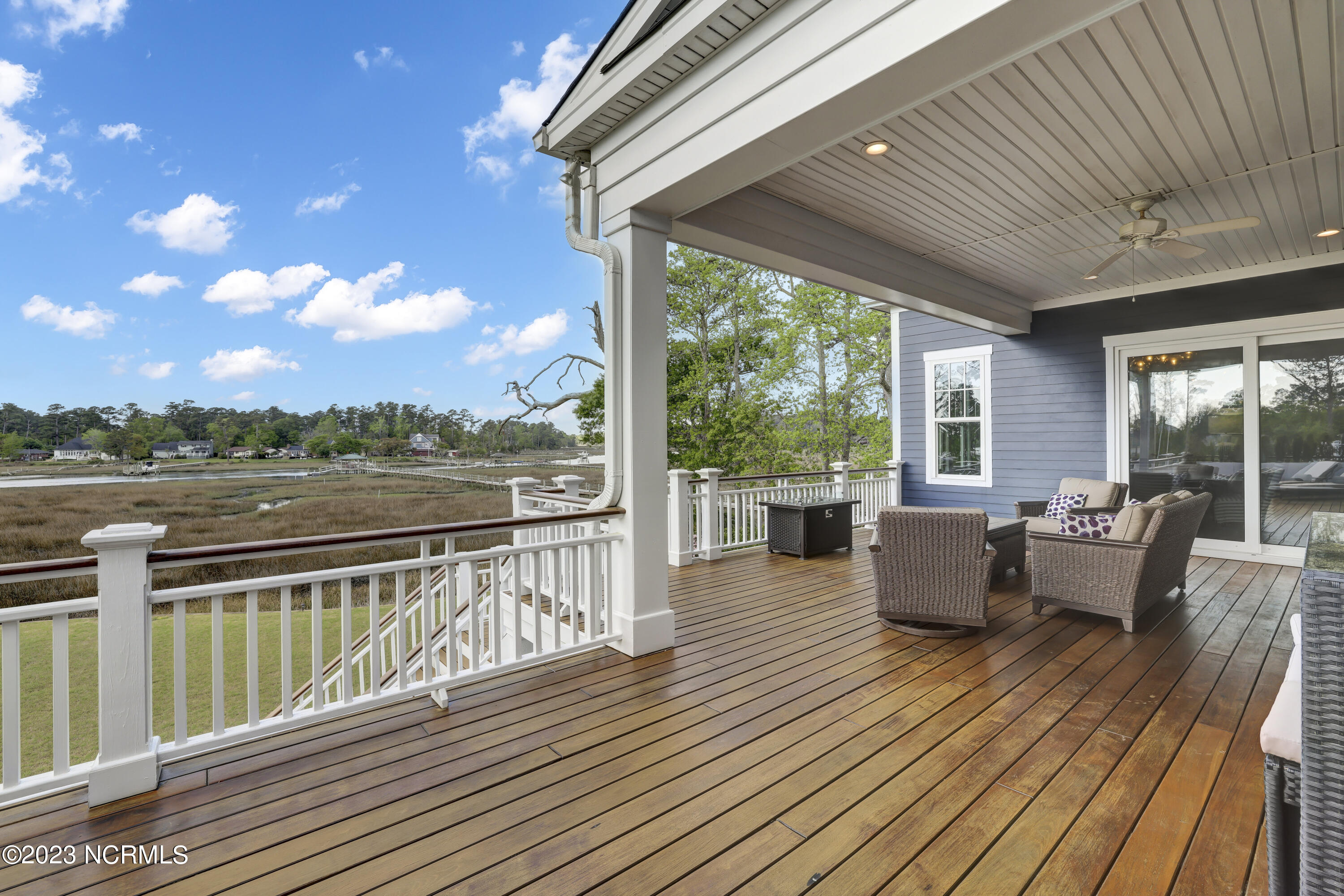 2522 Royal Palm Lane