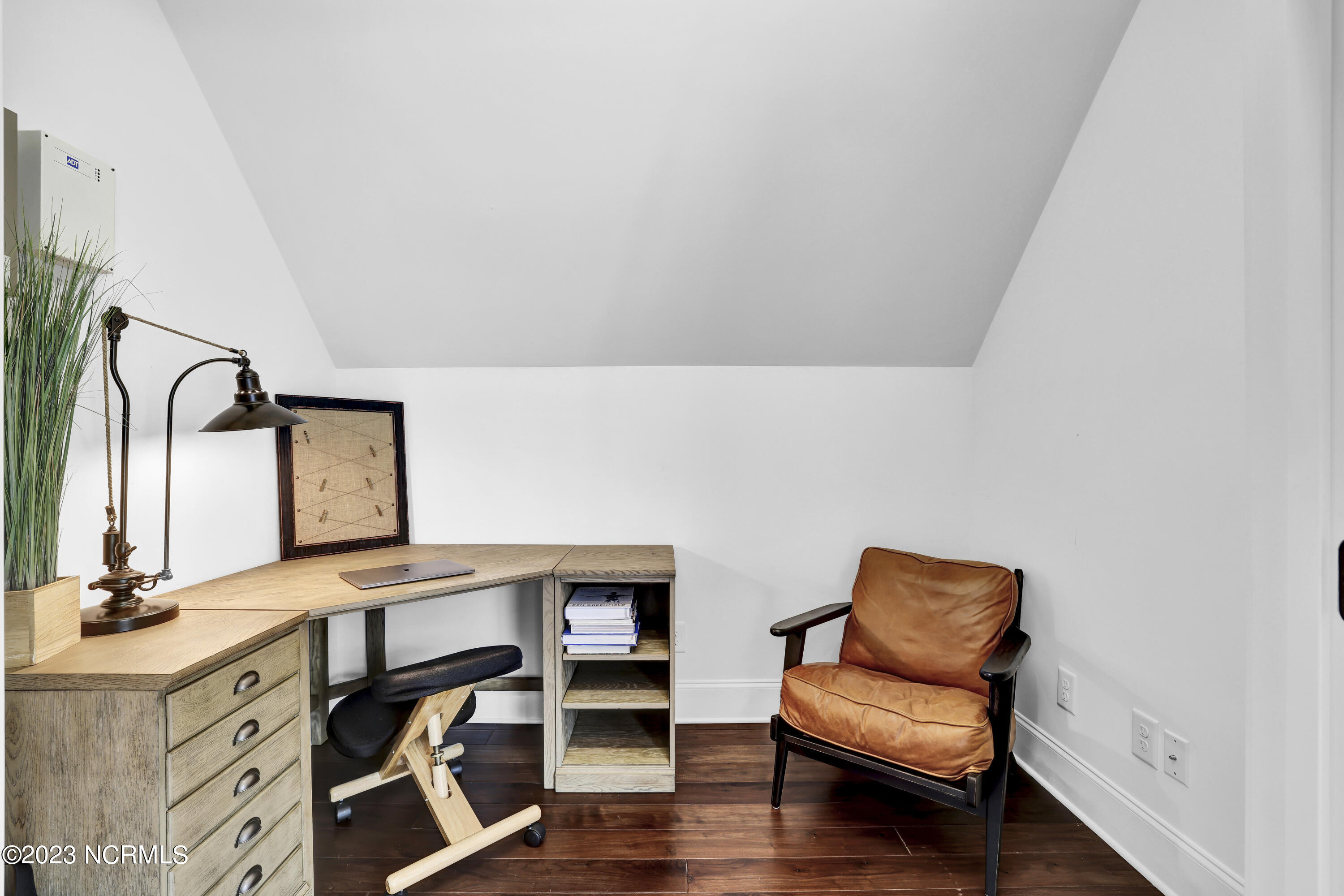 2522 Royal Palm Lane