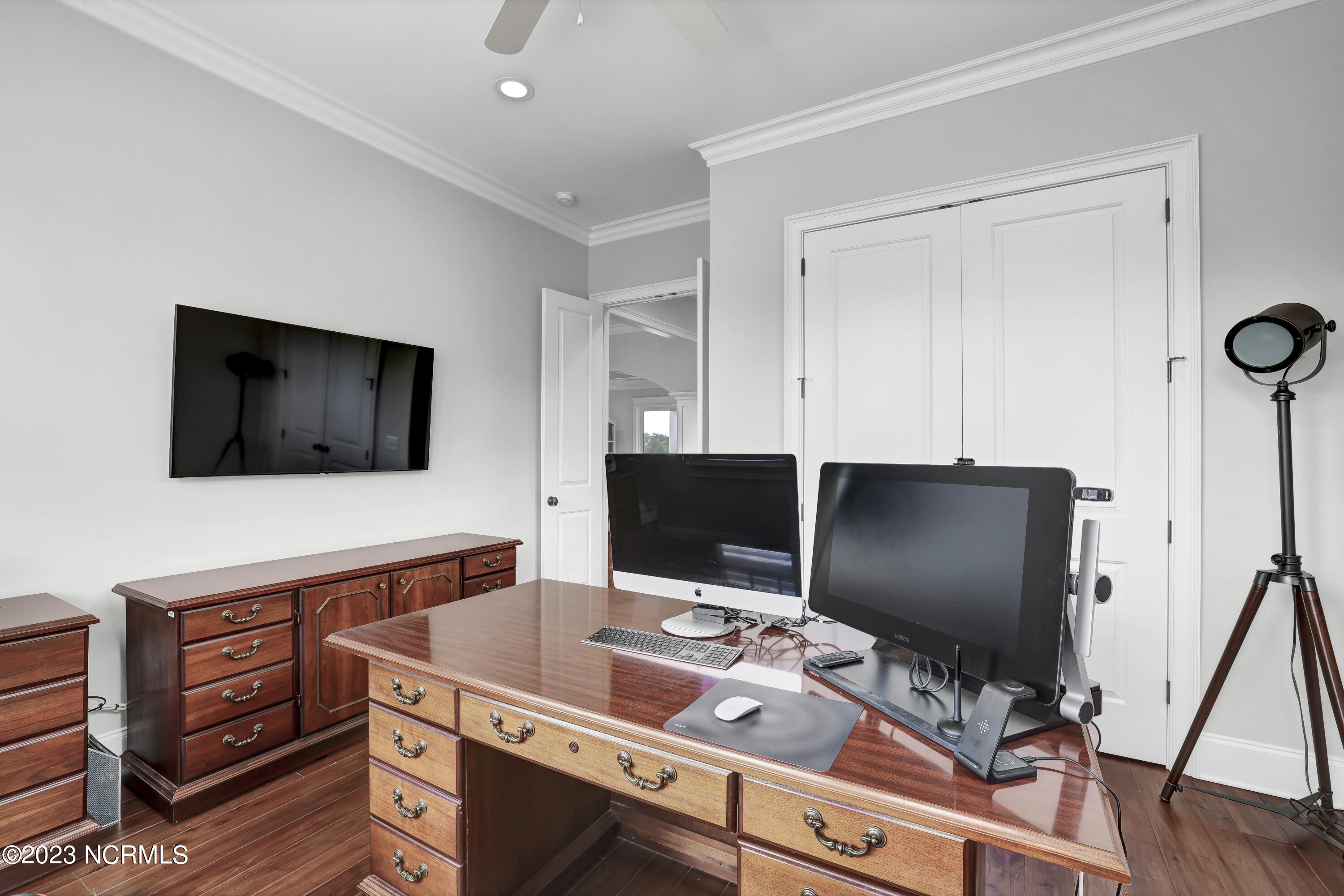 2522 Royal Palm Lane