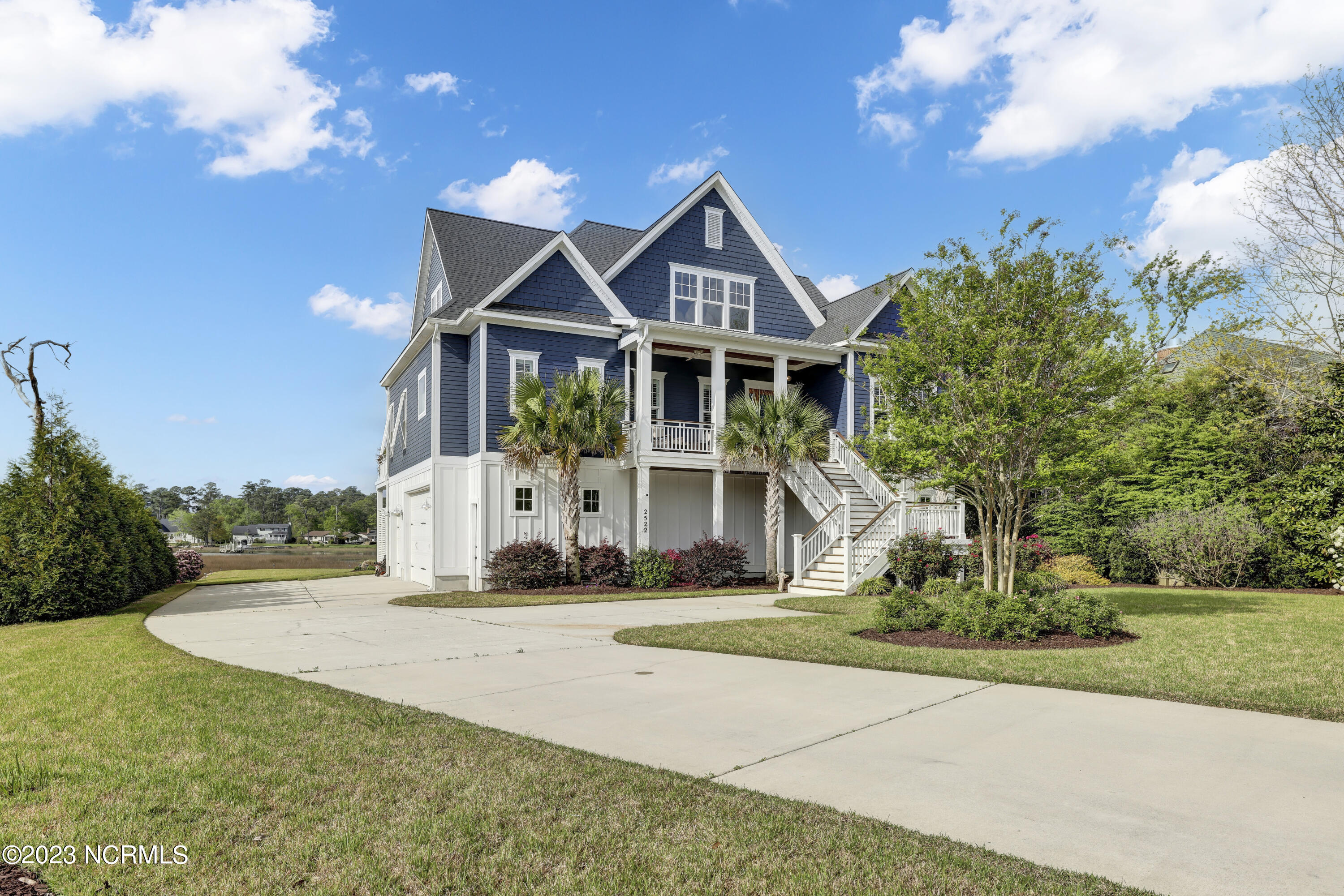 2522 Royal Palm Lane