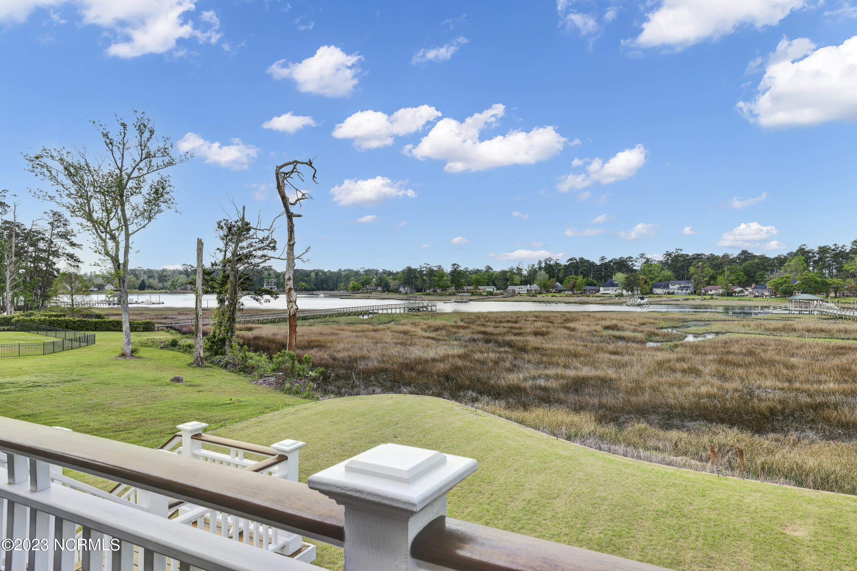 2522 Royal Palm Lane