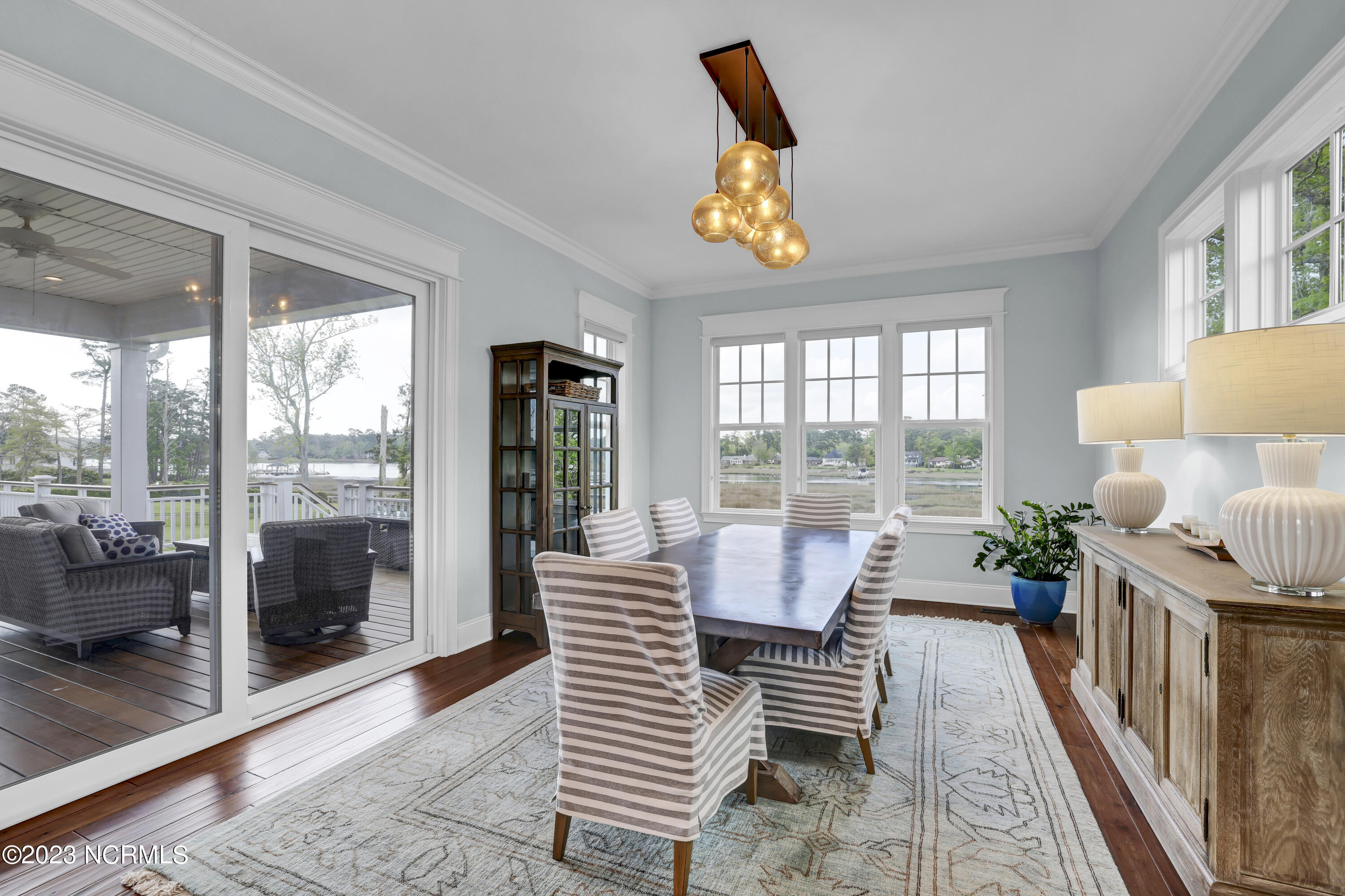 2522 Royal Palm Lane