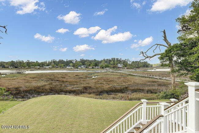 2522 Royal Palm Lane