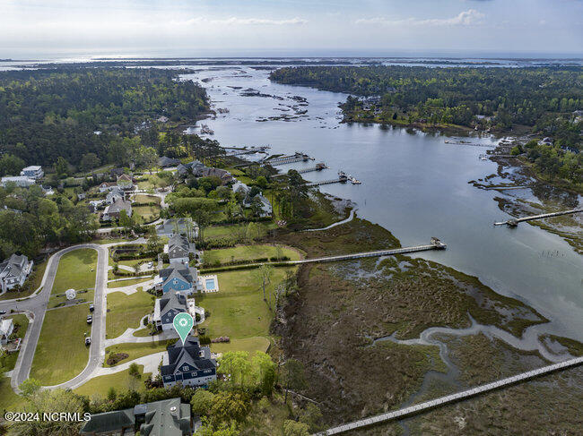 2522 Royal Palm Lane