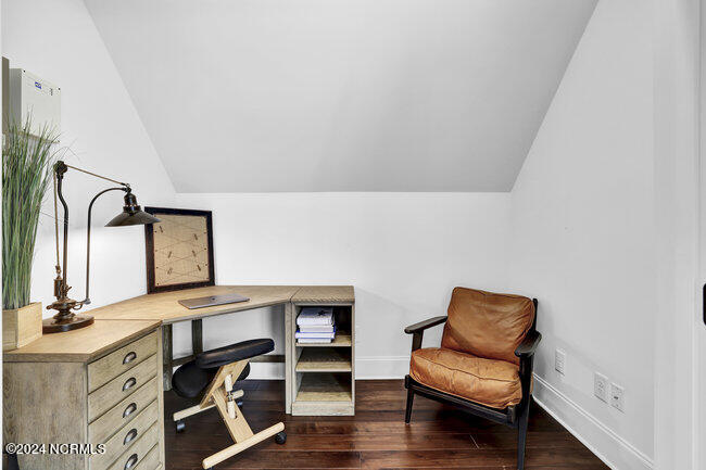 2522 Royal Palm Lane