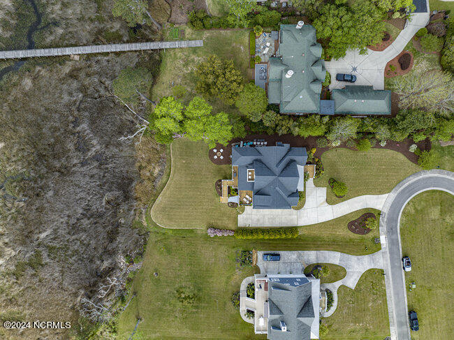 2522 Royal Palm Lane