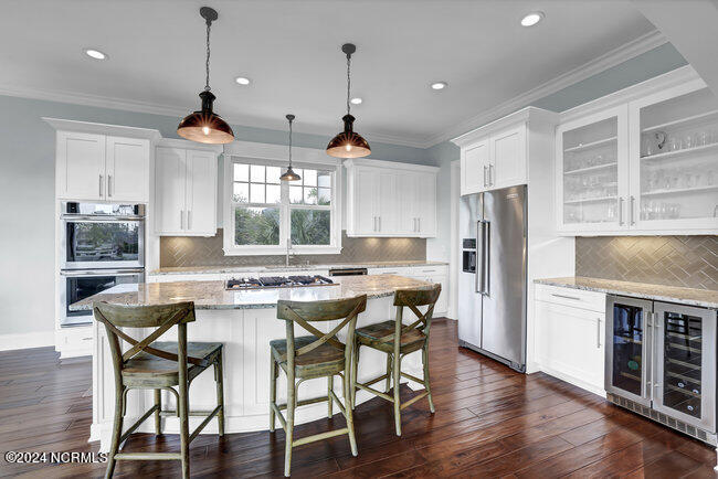 2522 Royal Palm Lane