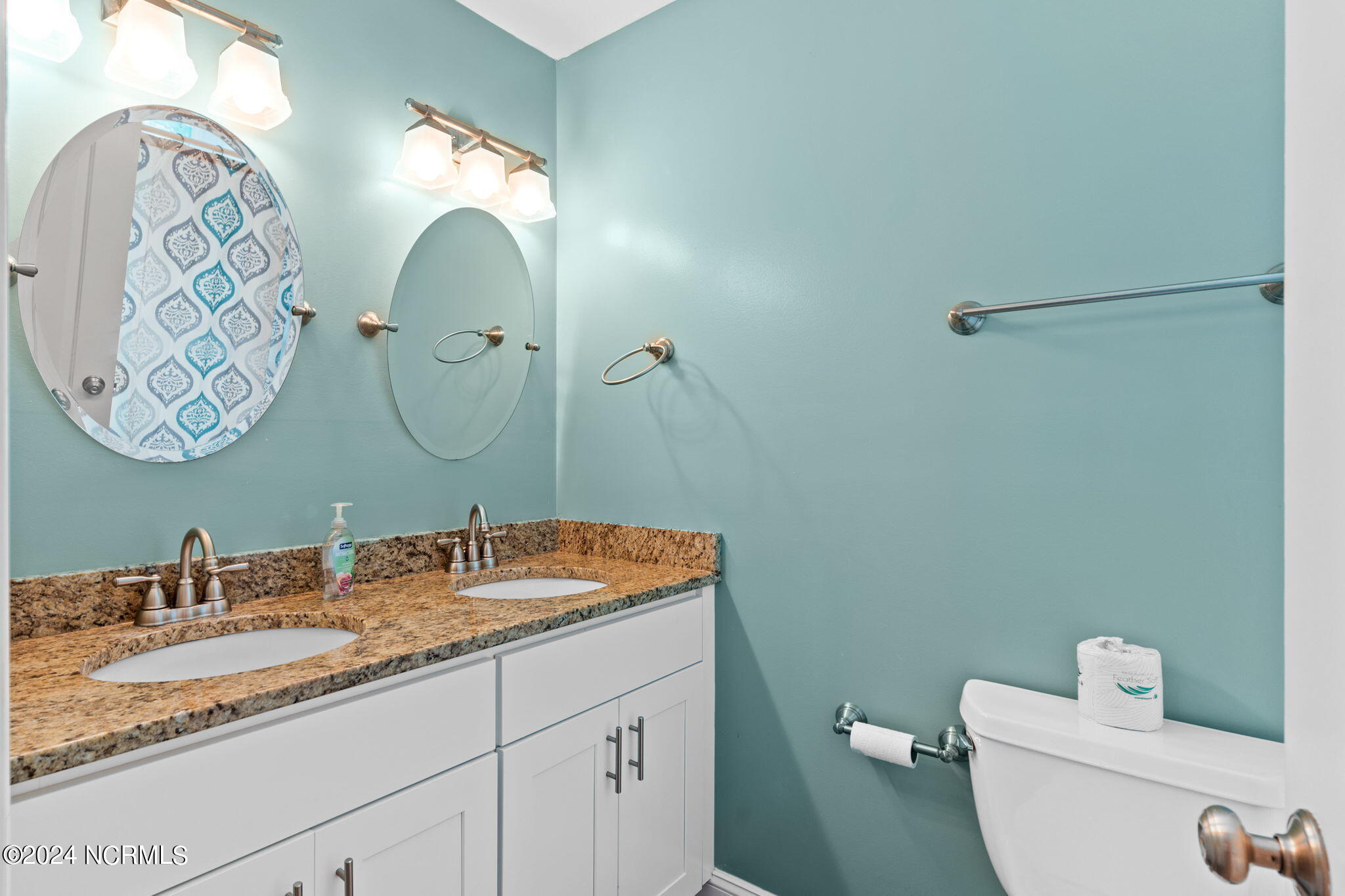 910 S Shore Drive, A