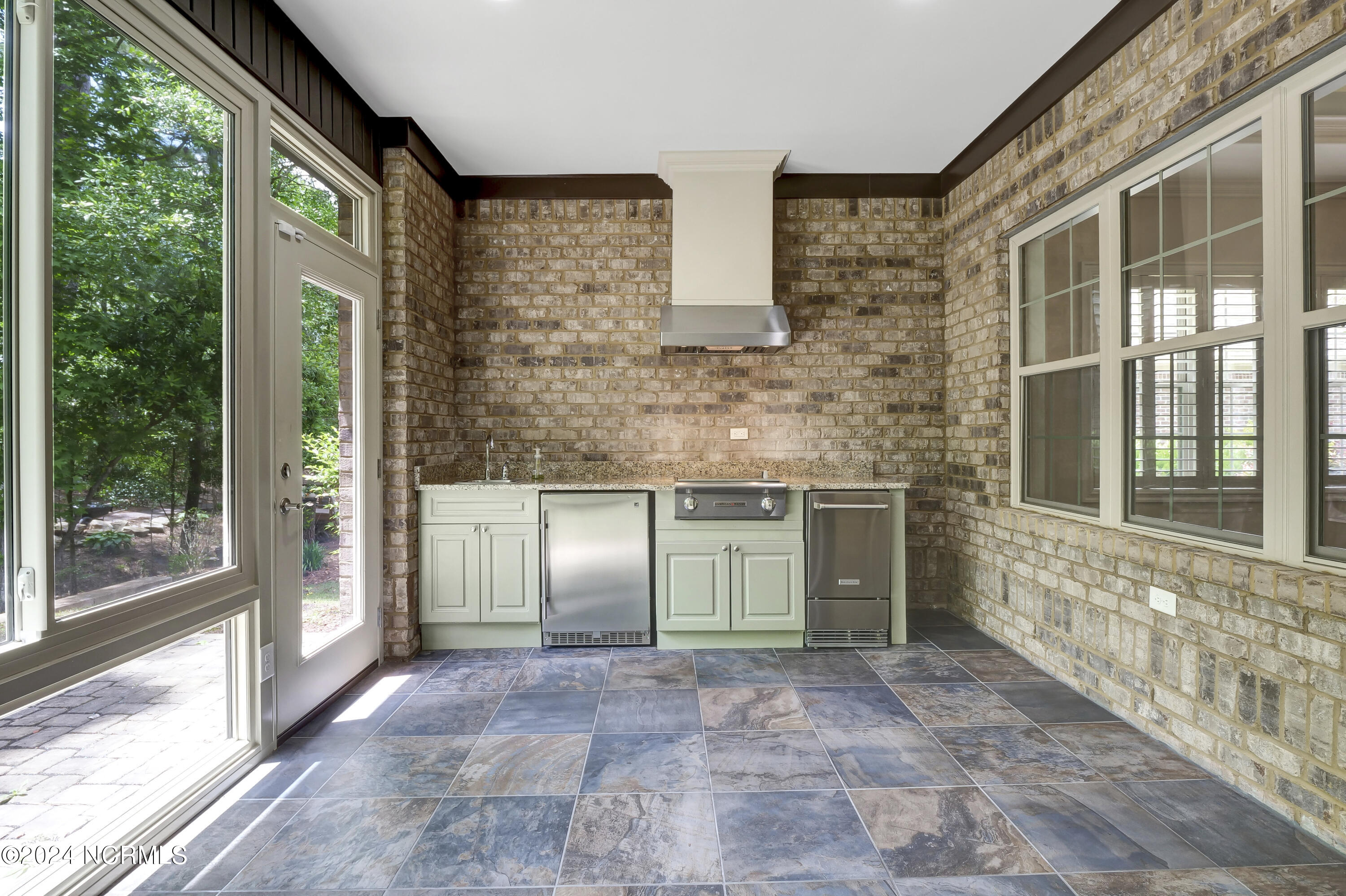 464 Jacob Mott Drive