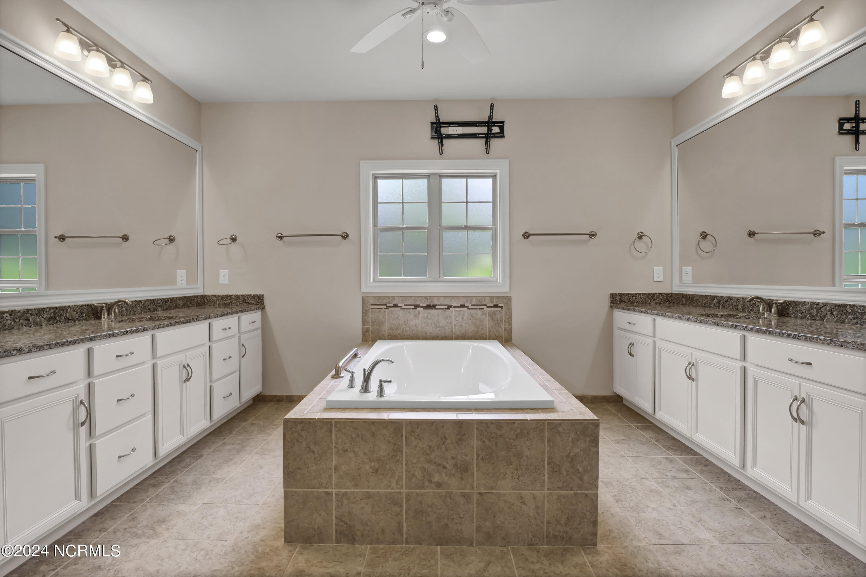 464 Jacob Mott Drive