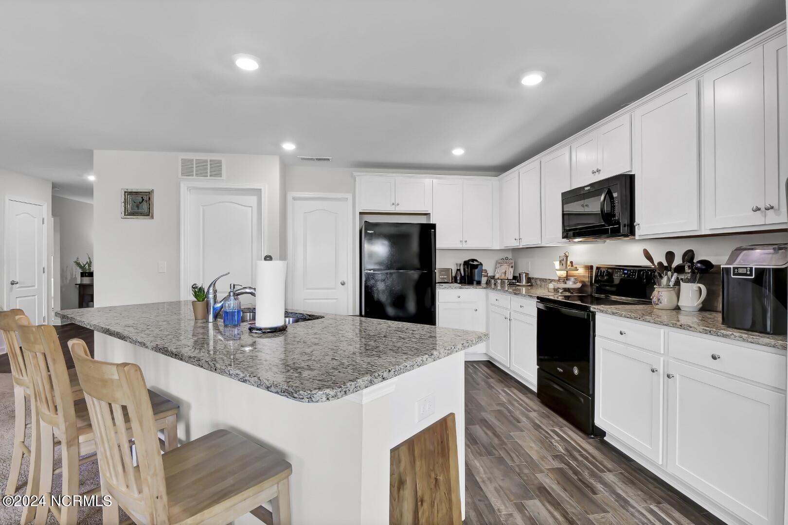 7124 Brittany Pointer Court