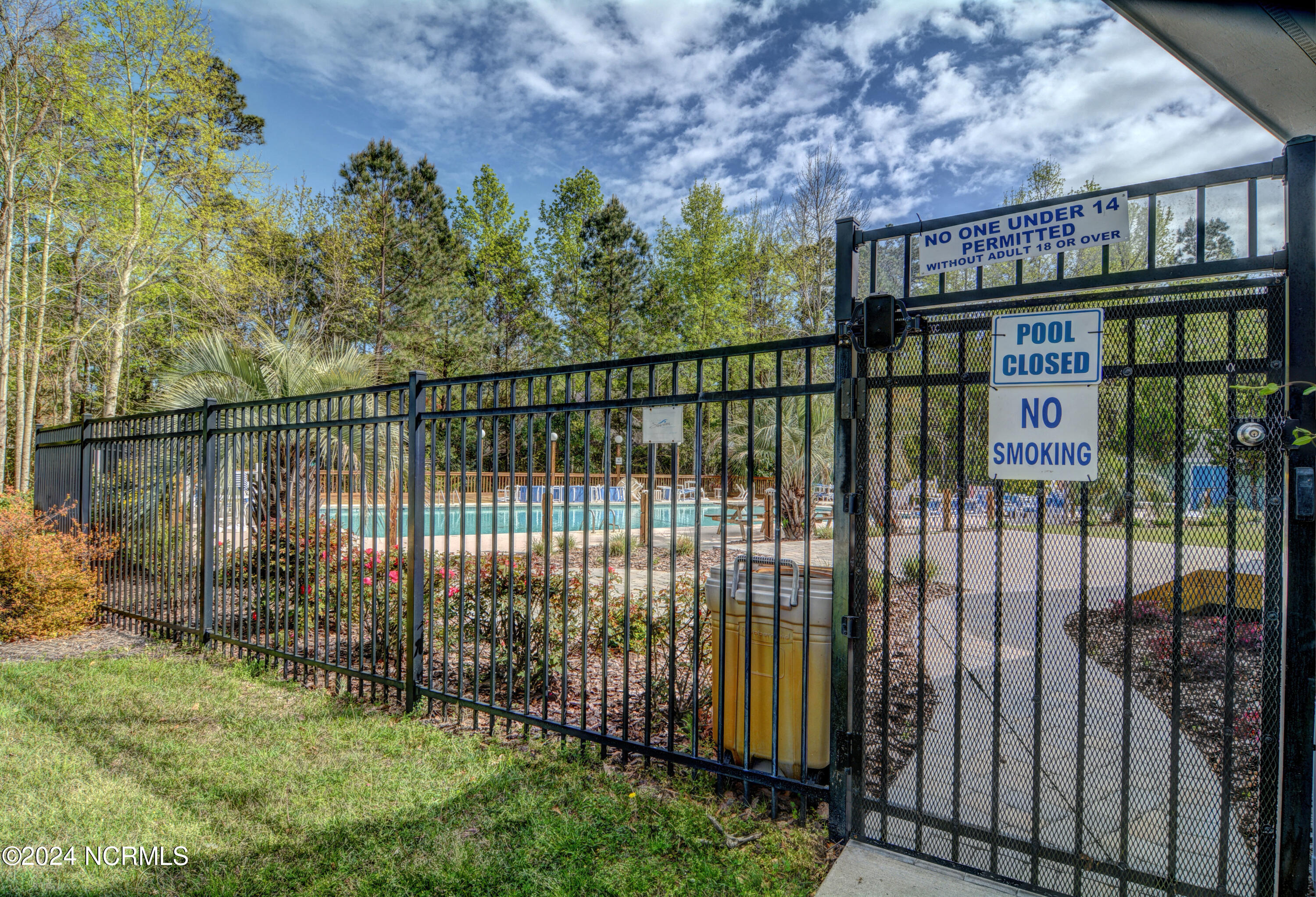 121 E High Bluff Drive