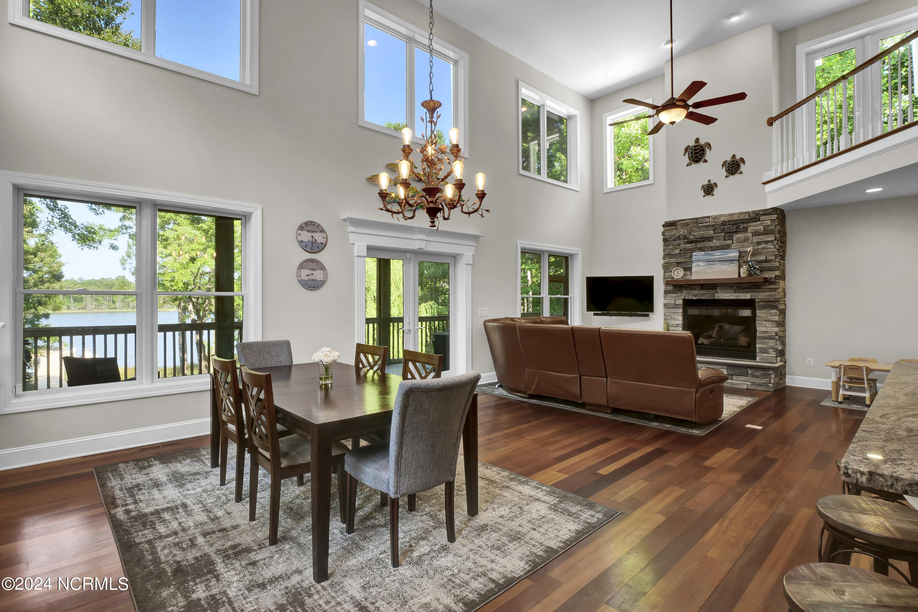 121 E High Bluff Drive