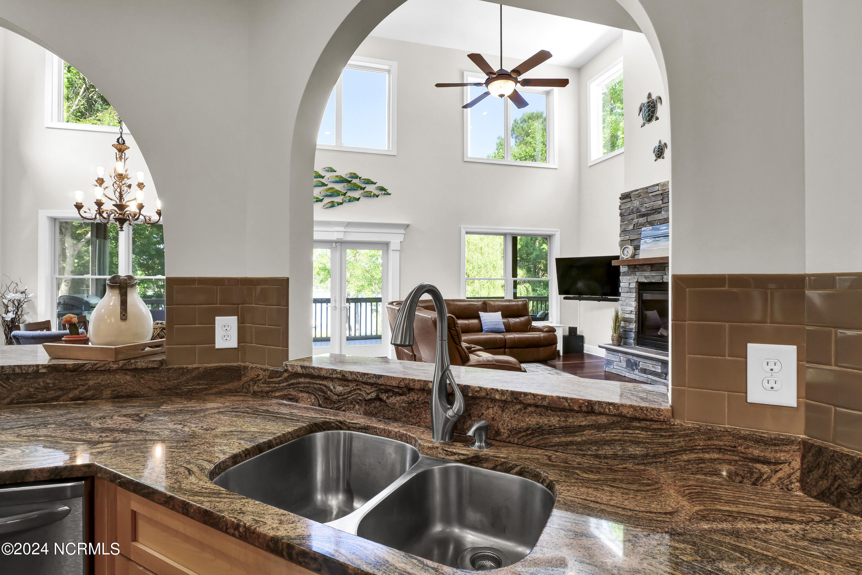 121 E High Bluff Drive