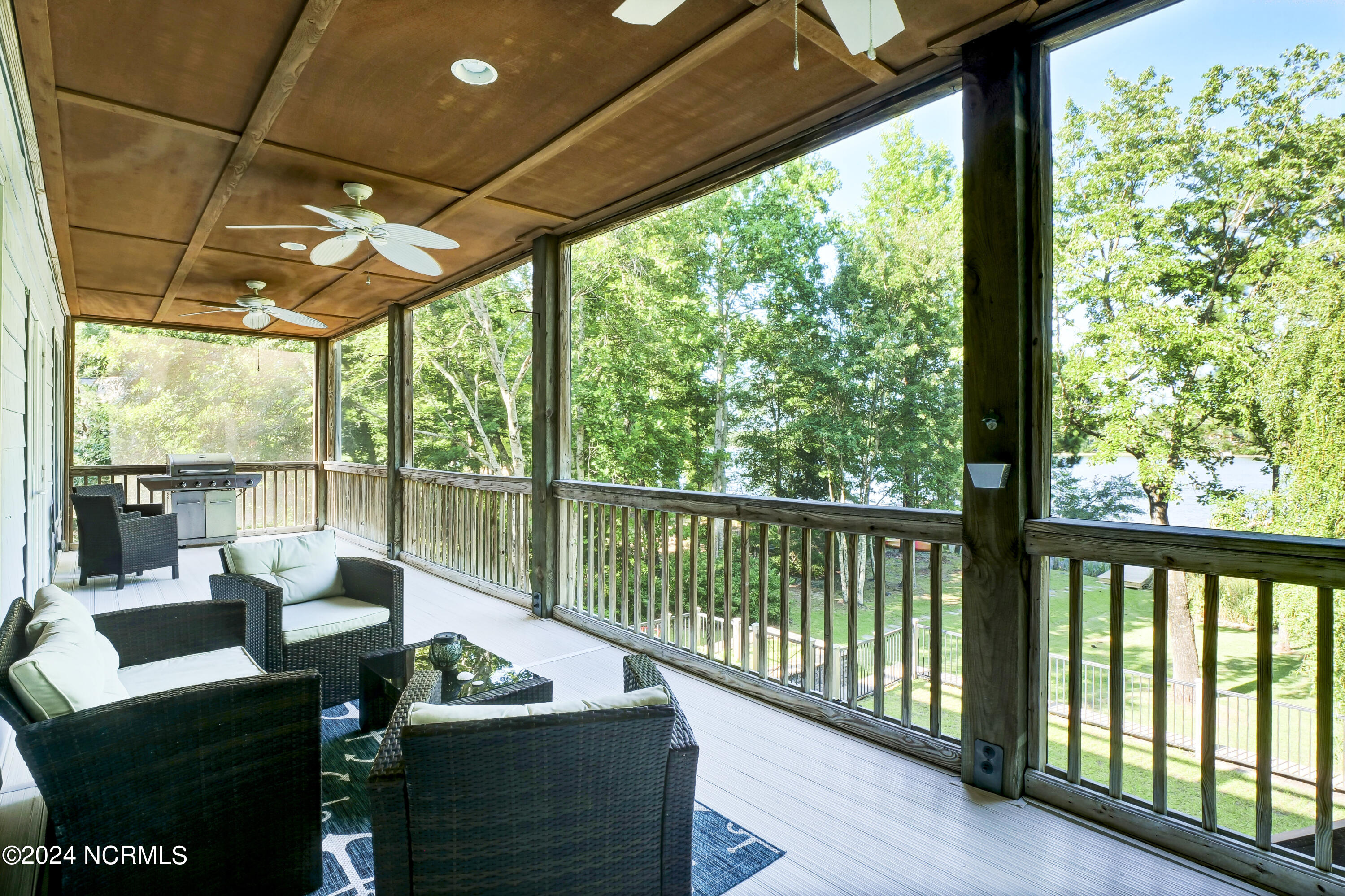 121 E High Bluff Drive