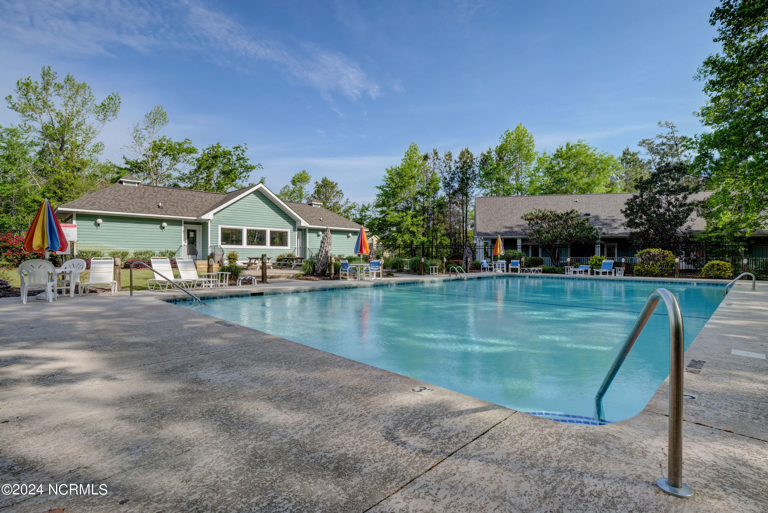 121 E High Bluff Drive