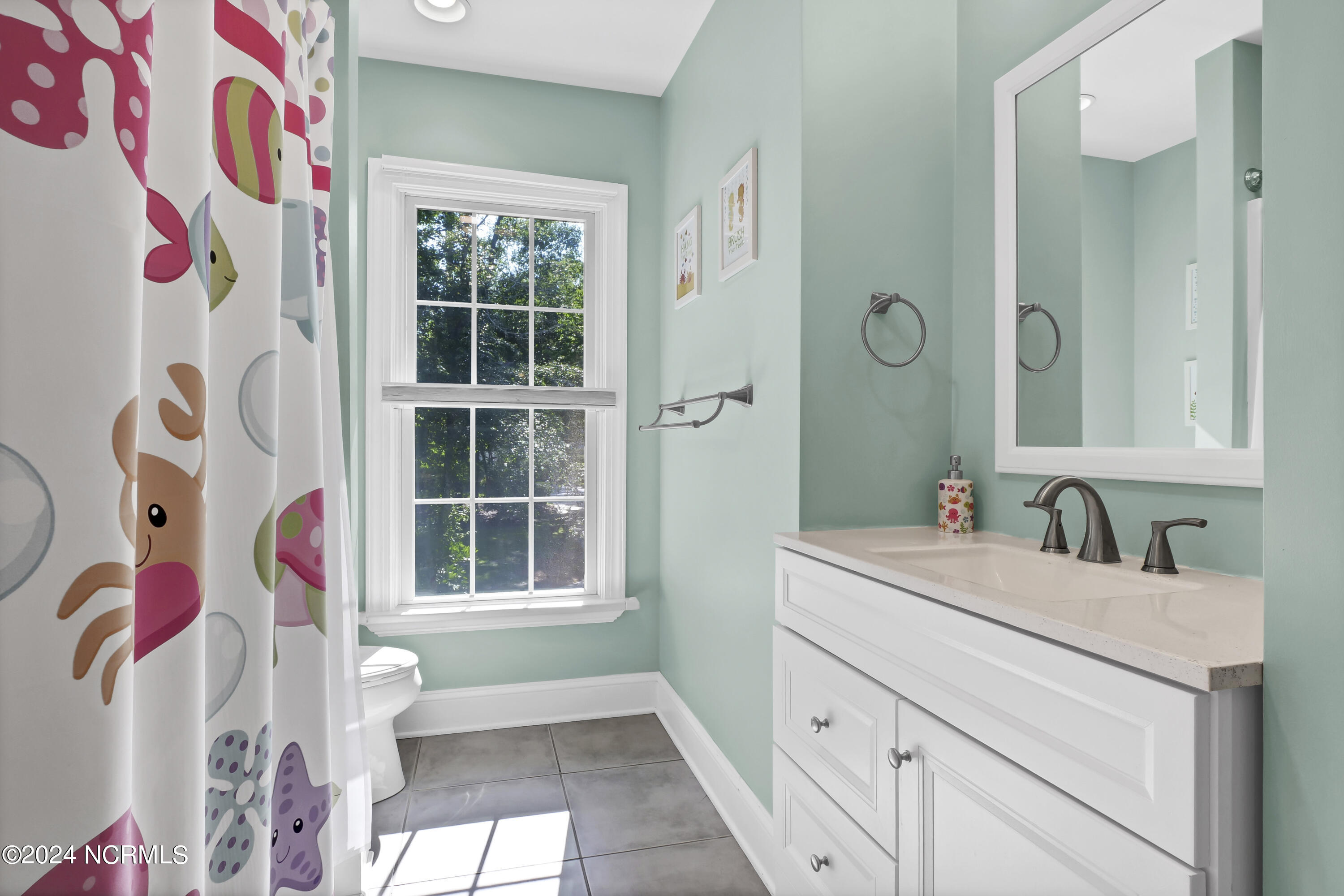 121 E High Bluff Drive