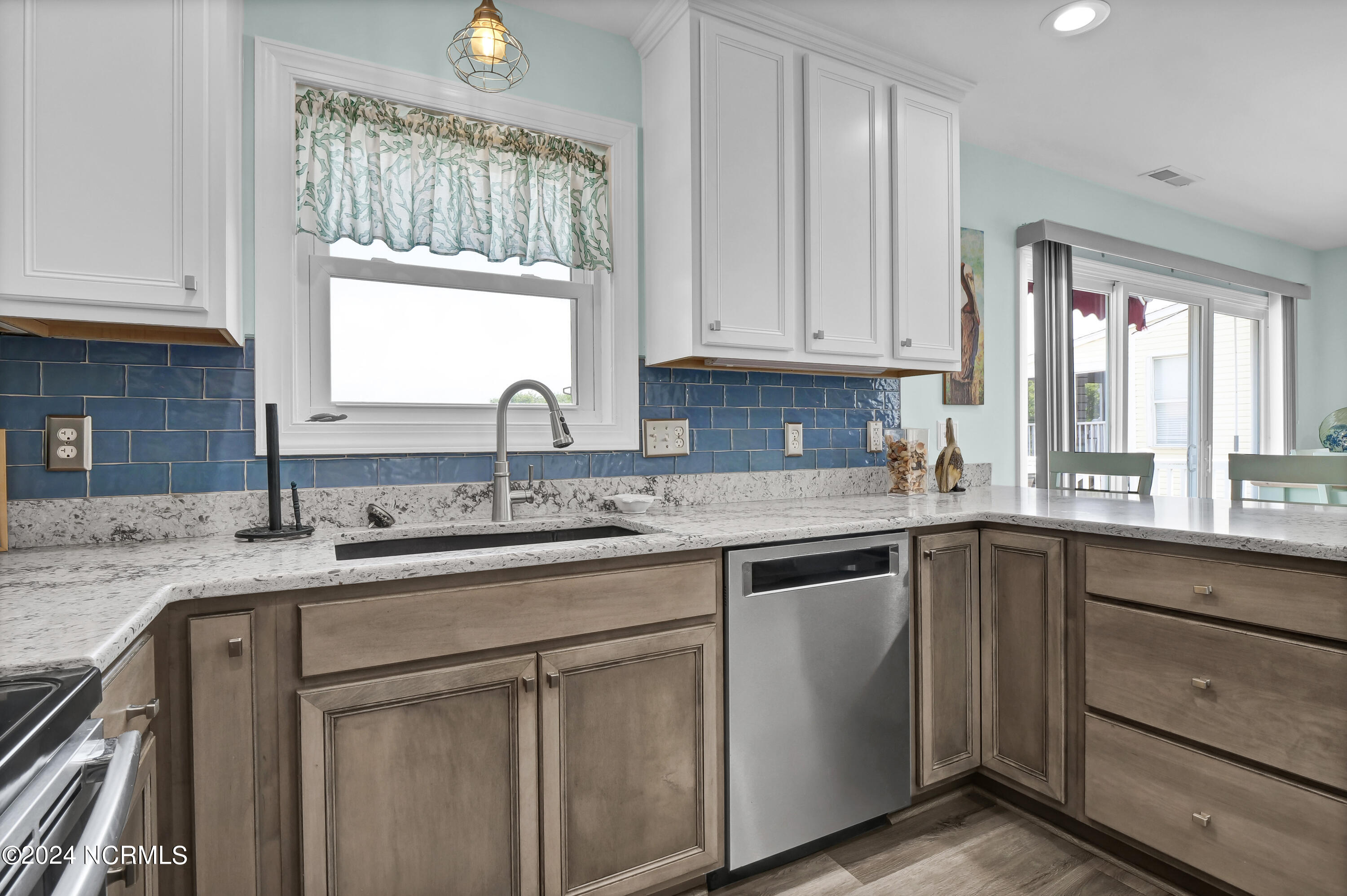 2301 New River Inlet Road, 2