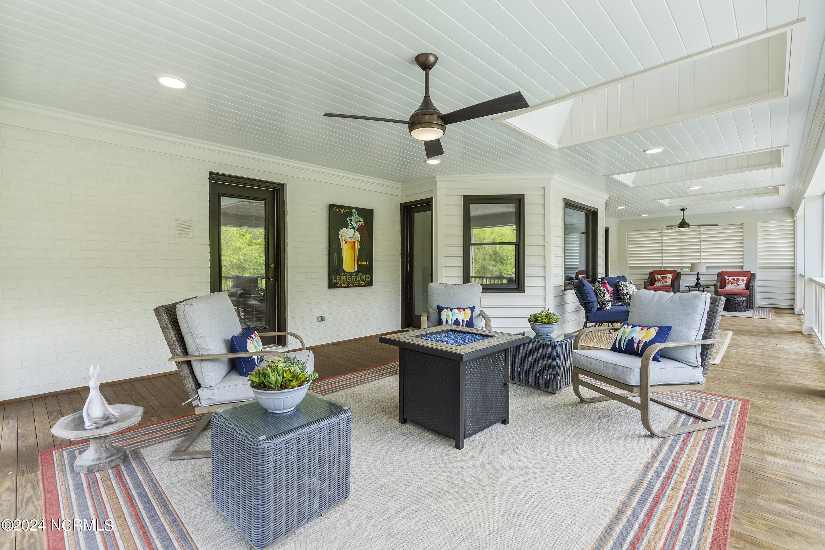 1208 Great Oaks Drive