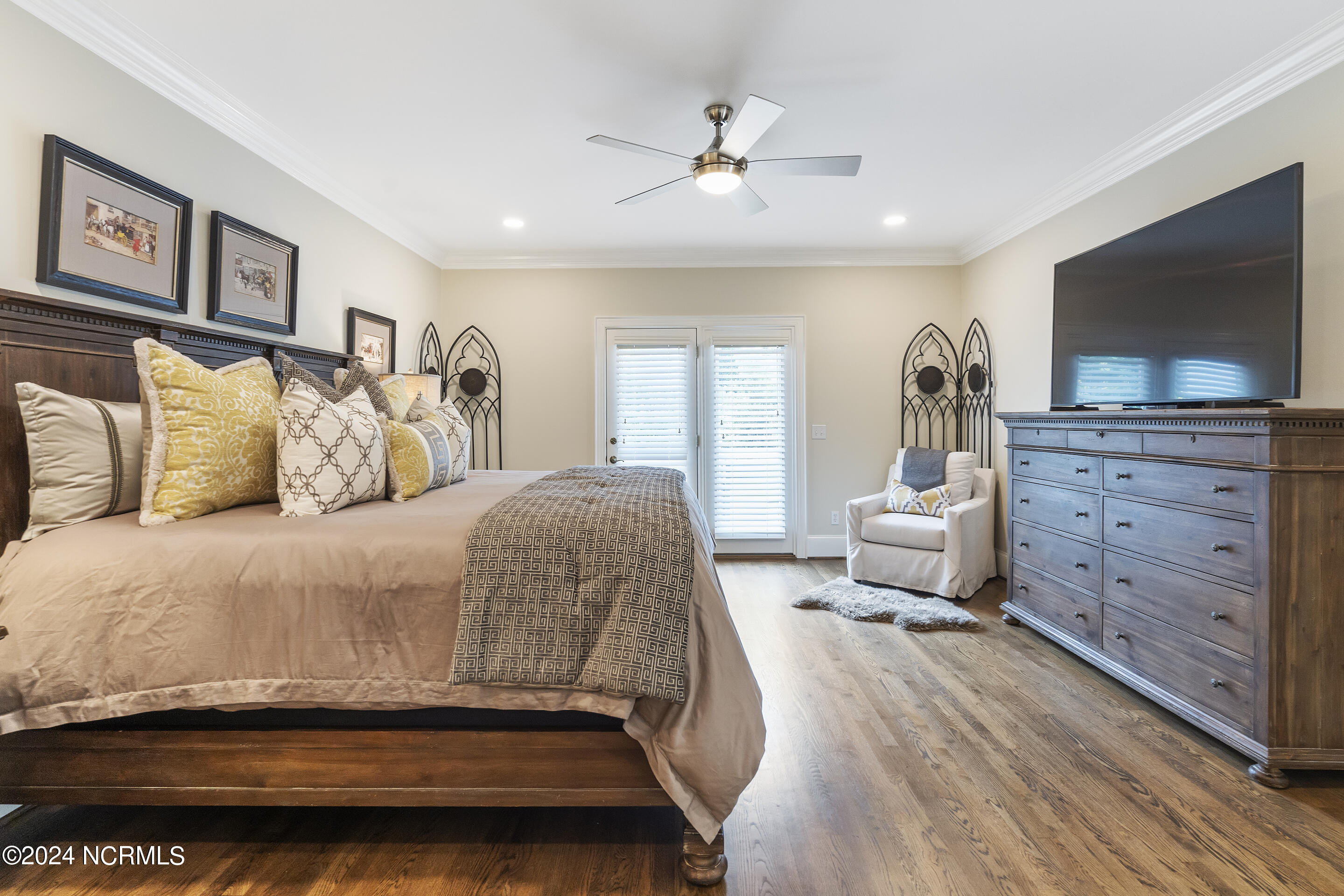 1208 Great Oaks Drive