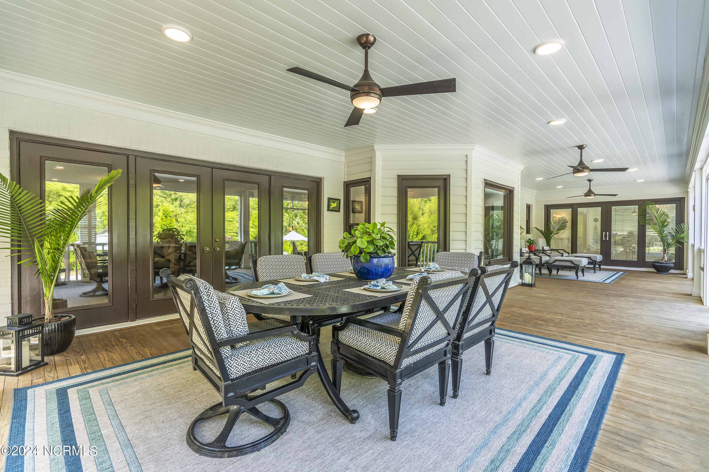 1208 Great Oaks Drive