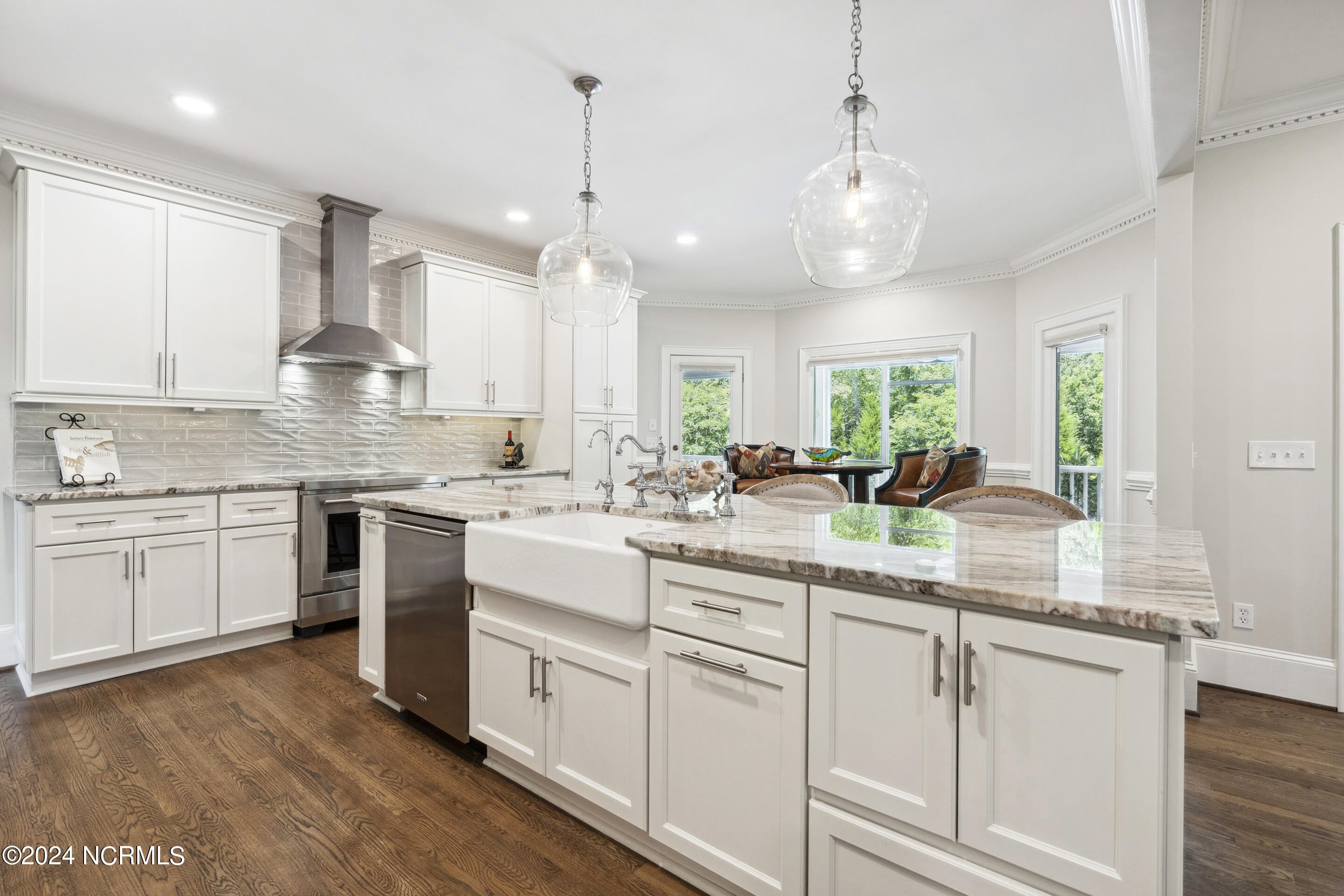 1208 Great Oaks Drive