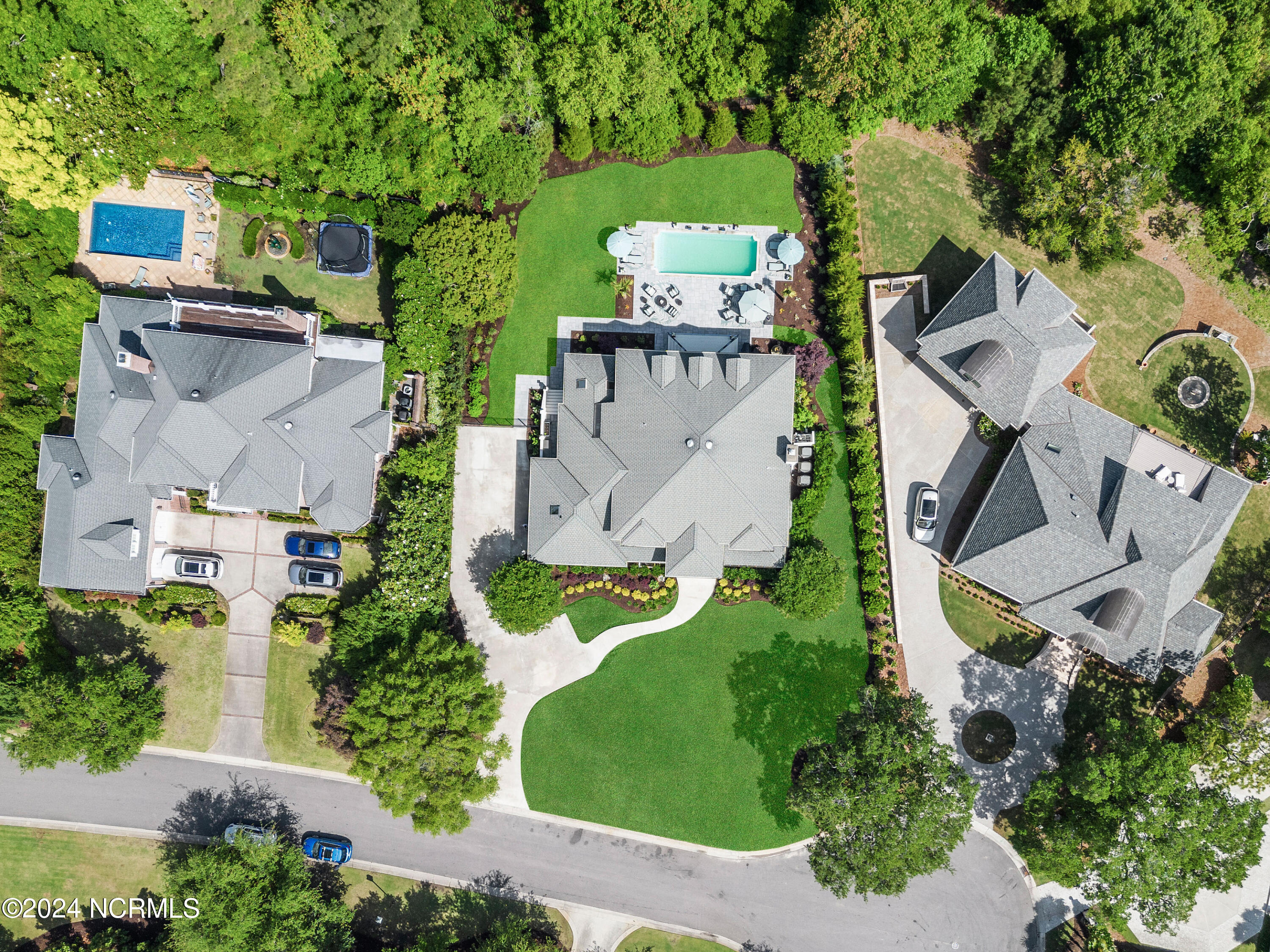 1208 Great Oaks Drive