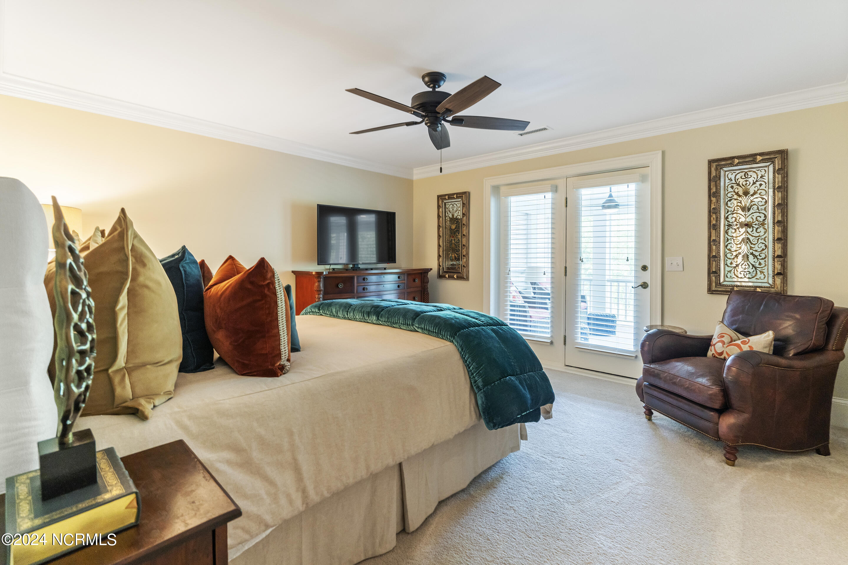 1208 Great Oaks Drive