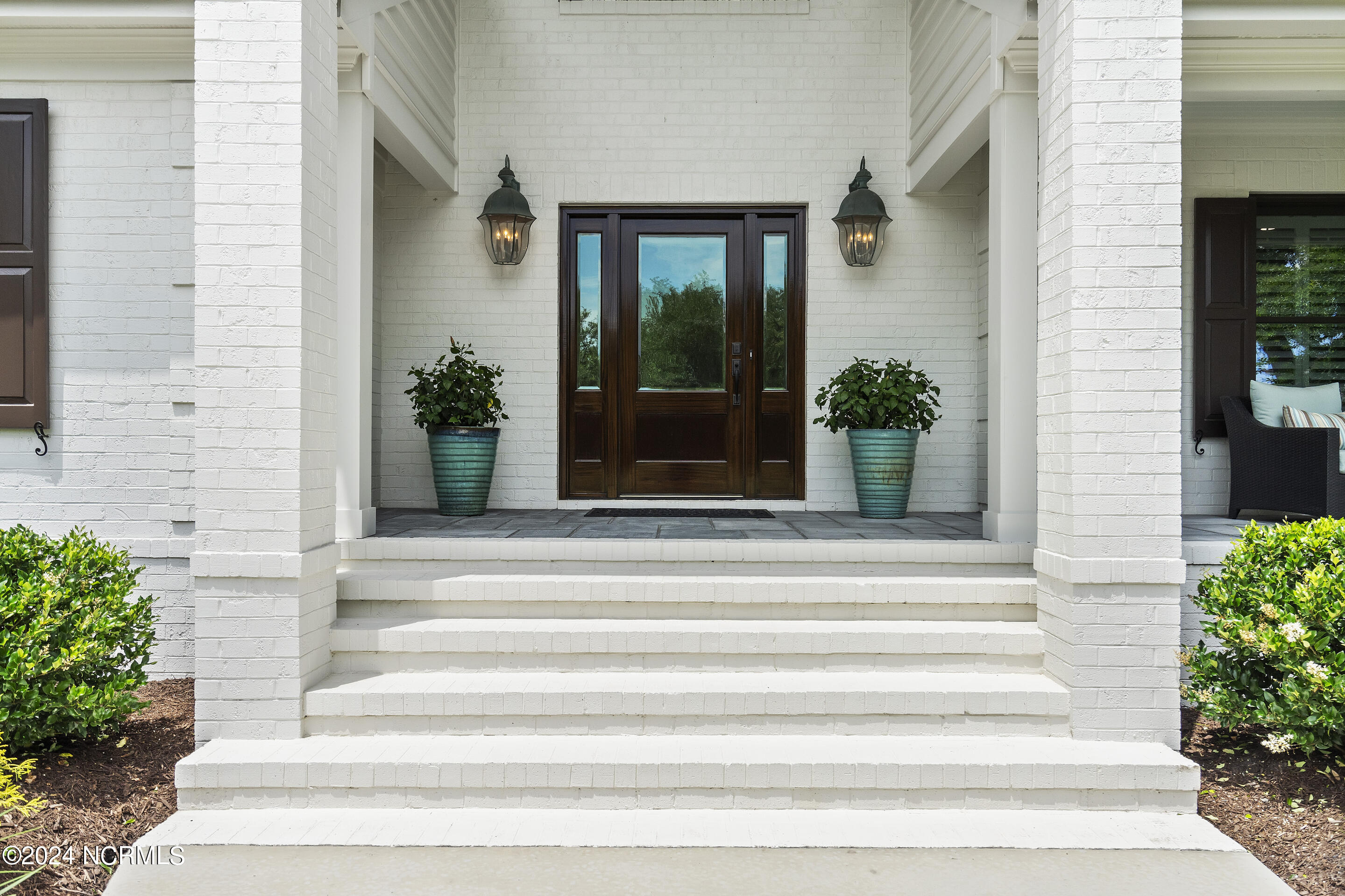 1208 Great Oaks Drive