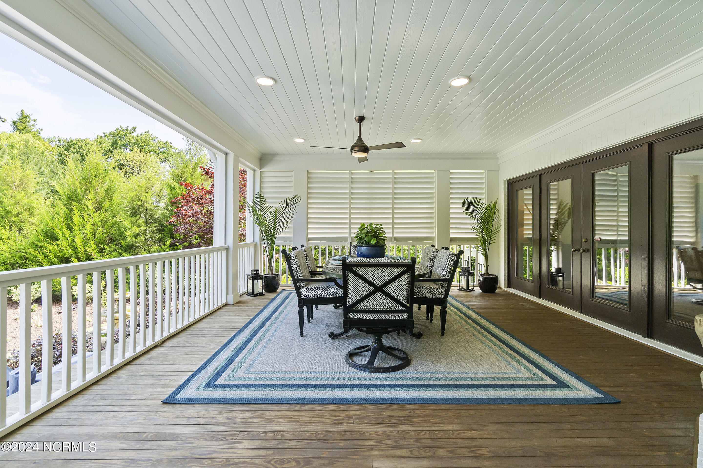 1208 Great Oaks Drive