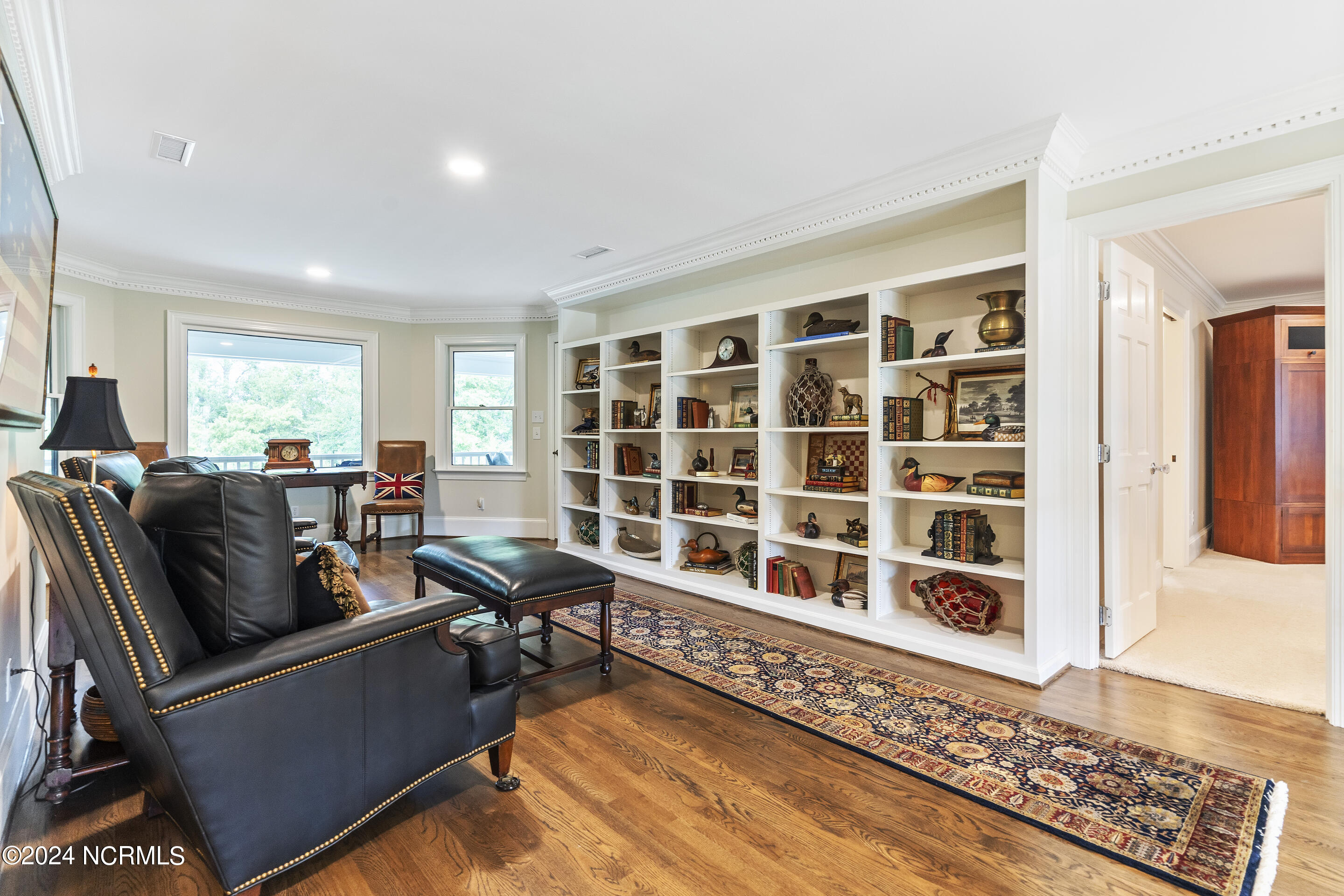 1208 Great Oaks Drive