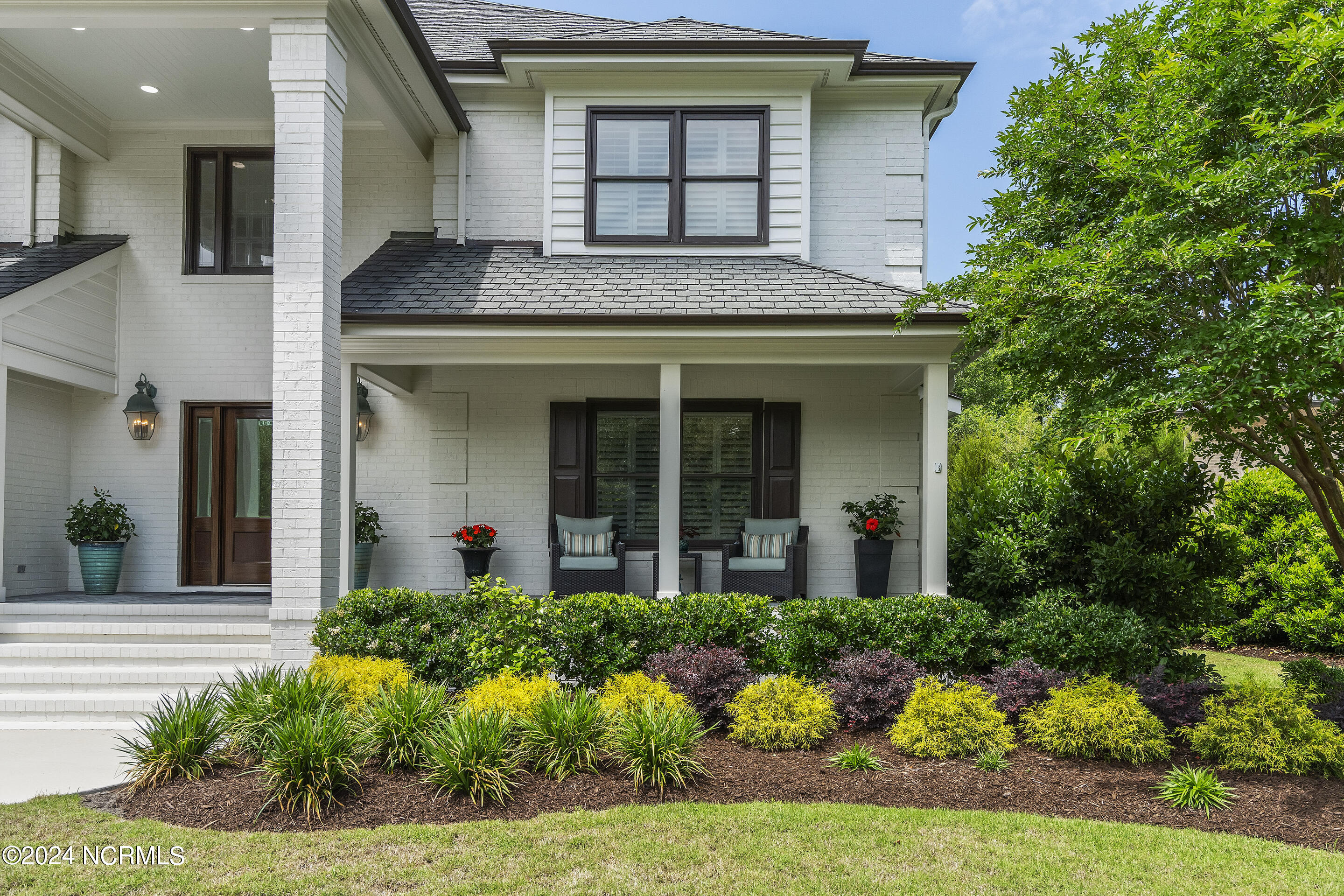 1208 Great Oaks Drive