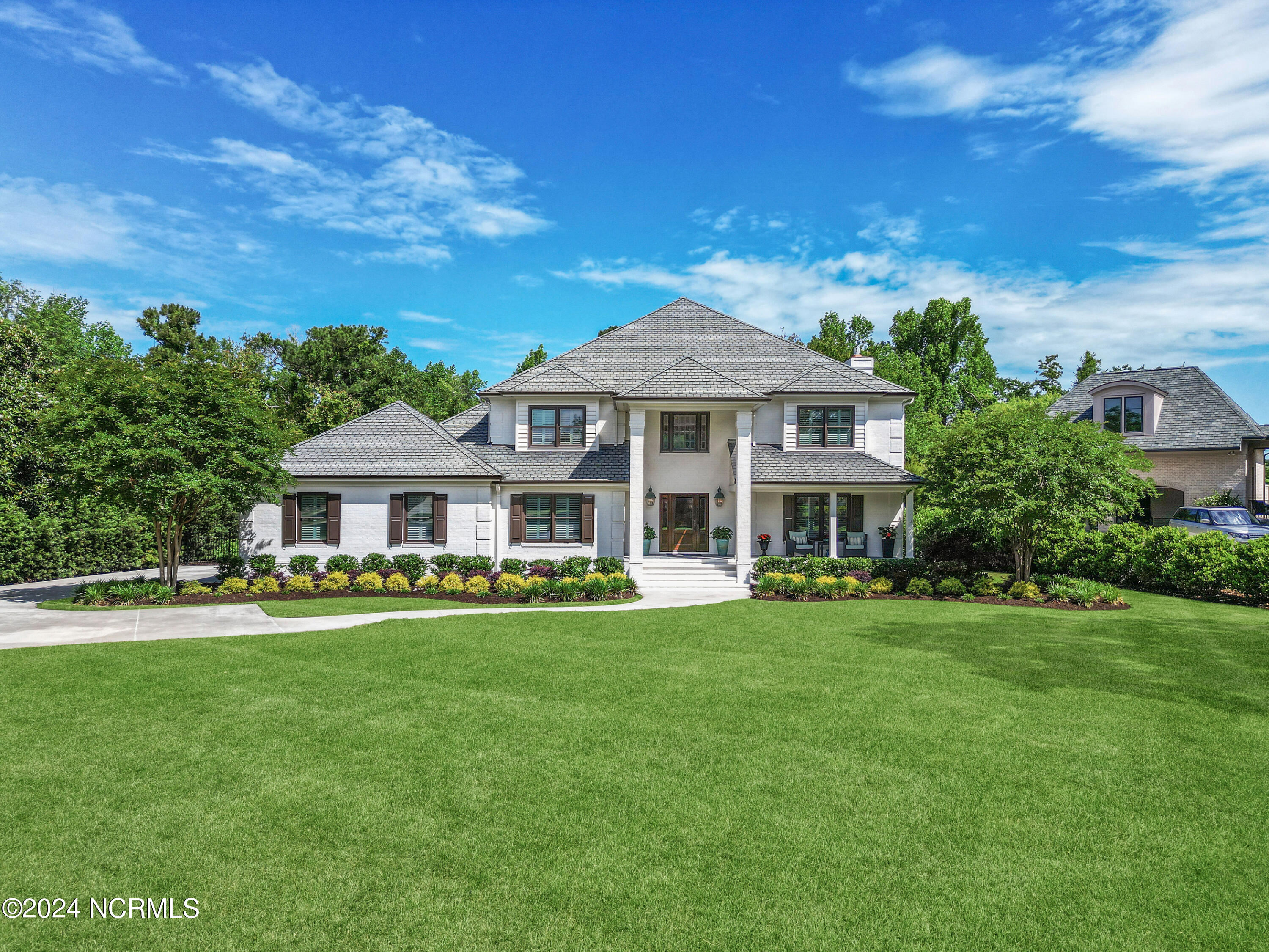 1208 Great Oaks Drive