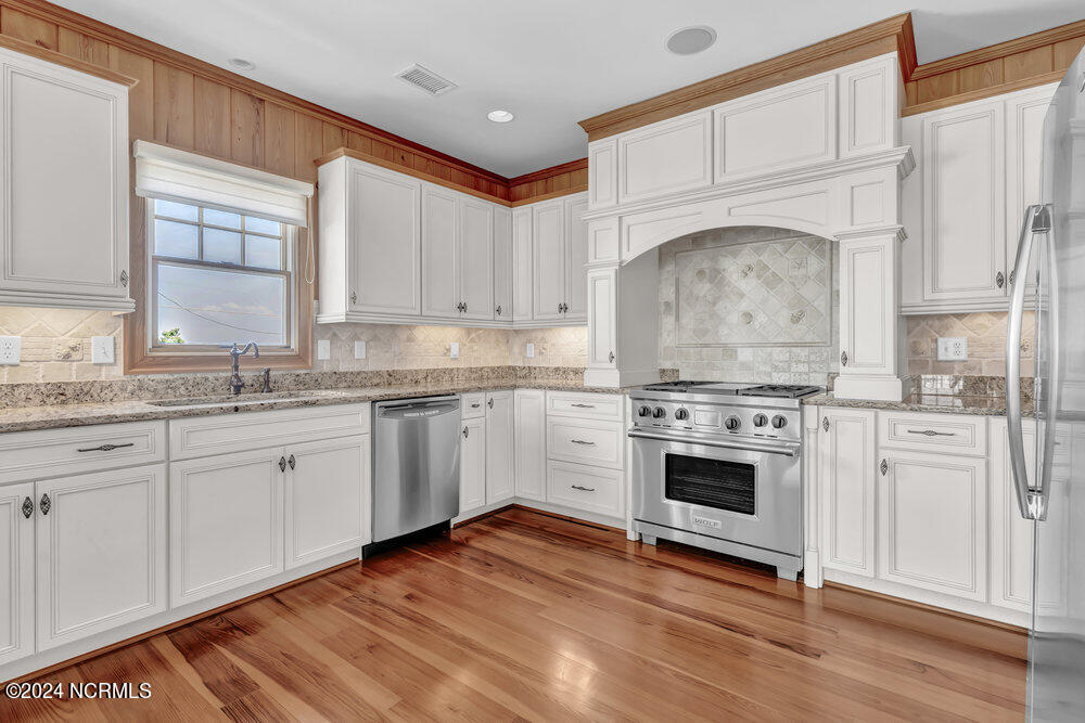 1500 N Lumina Avenue