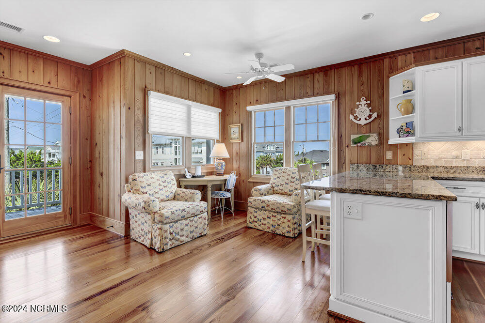 1500 N Lumina Avenue