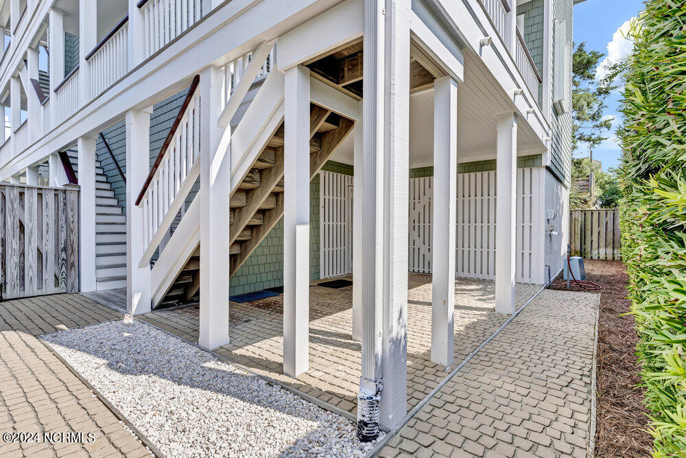 1500 N Lumina Avenue