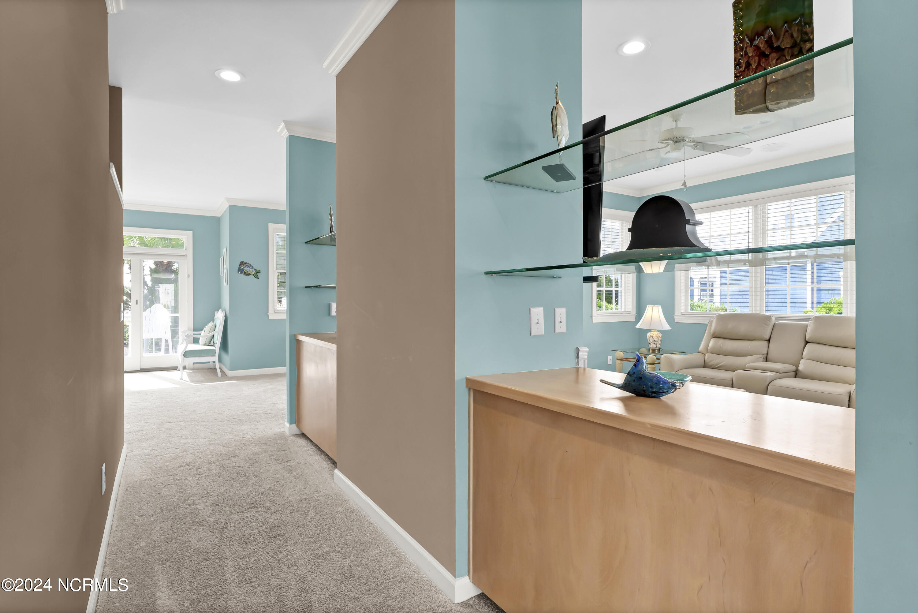 2612 N Lumina Avenue