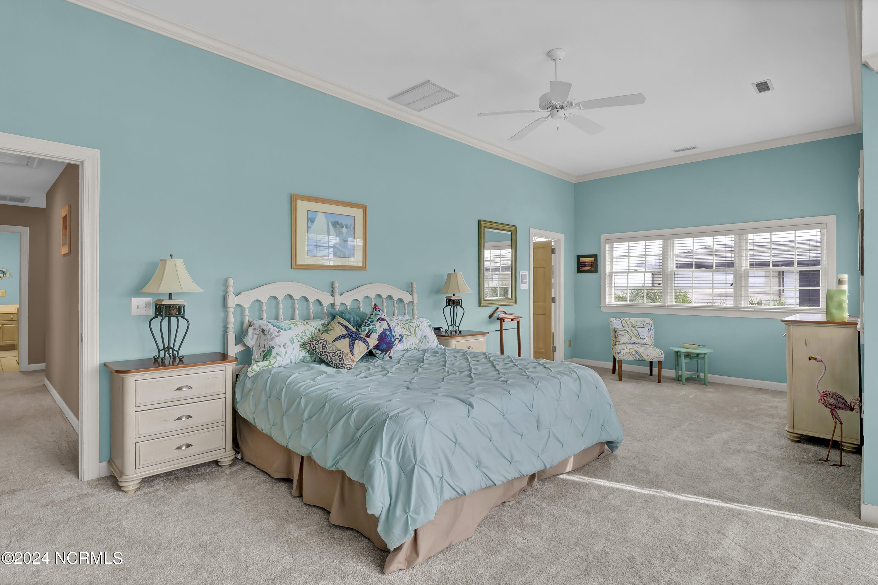 2612 N Lumina Avenue