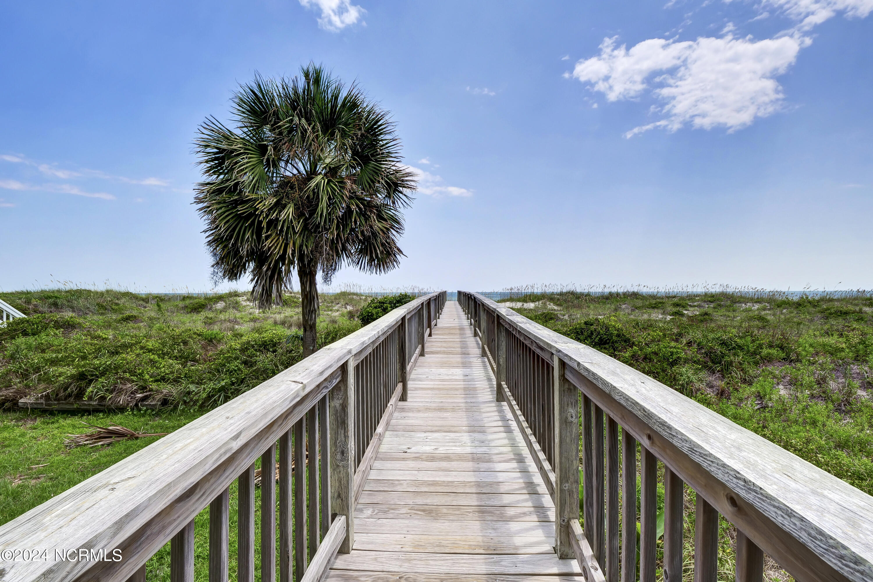 2612 N Lumina Avenue