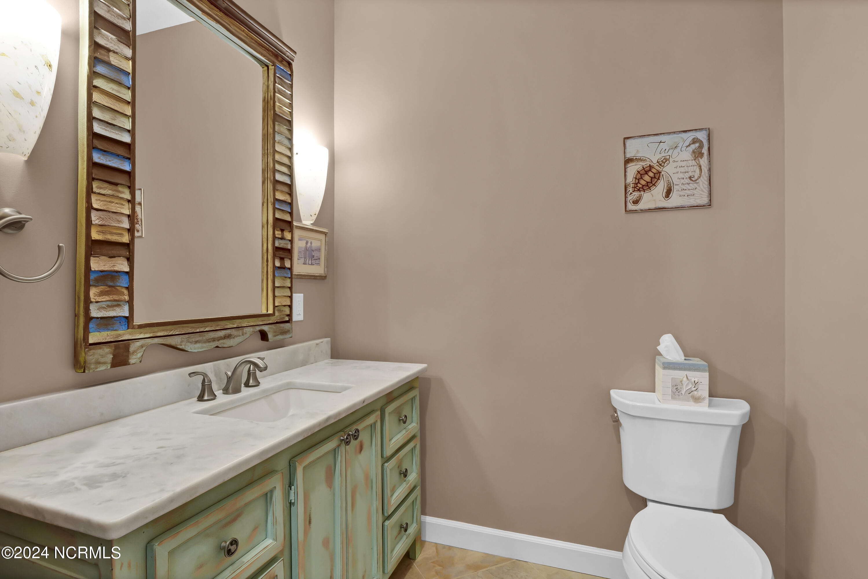 2612 N Lumina Avenue