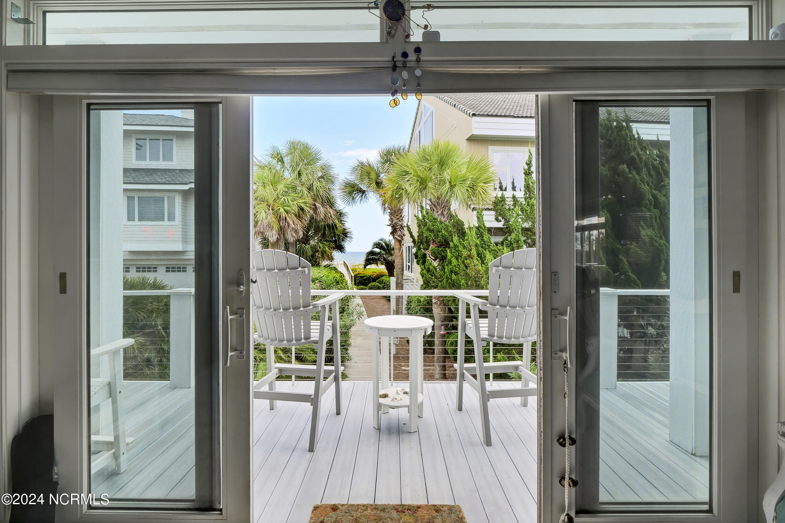 2612 N Lumina Avenue