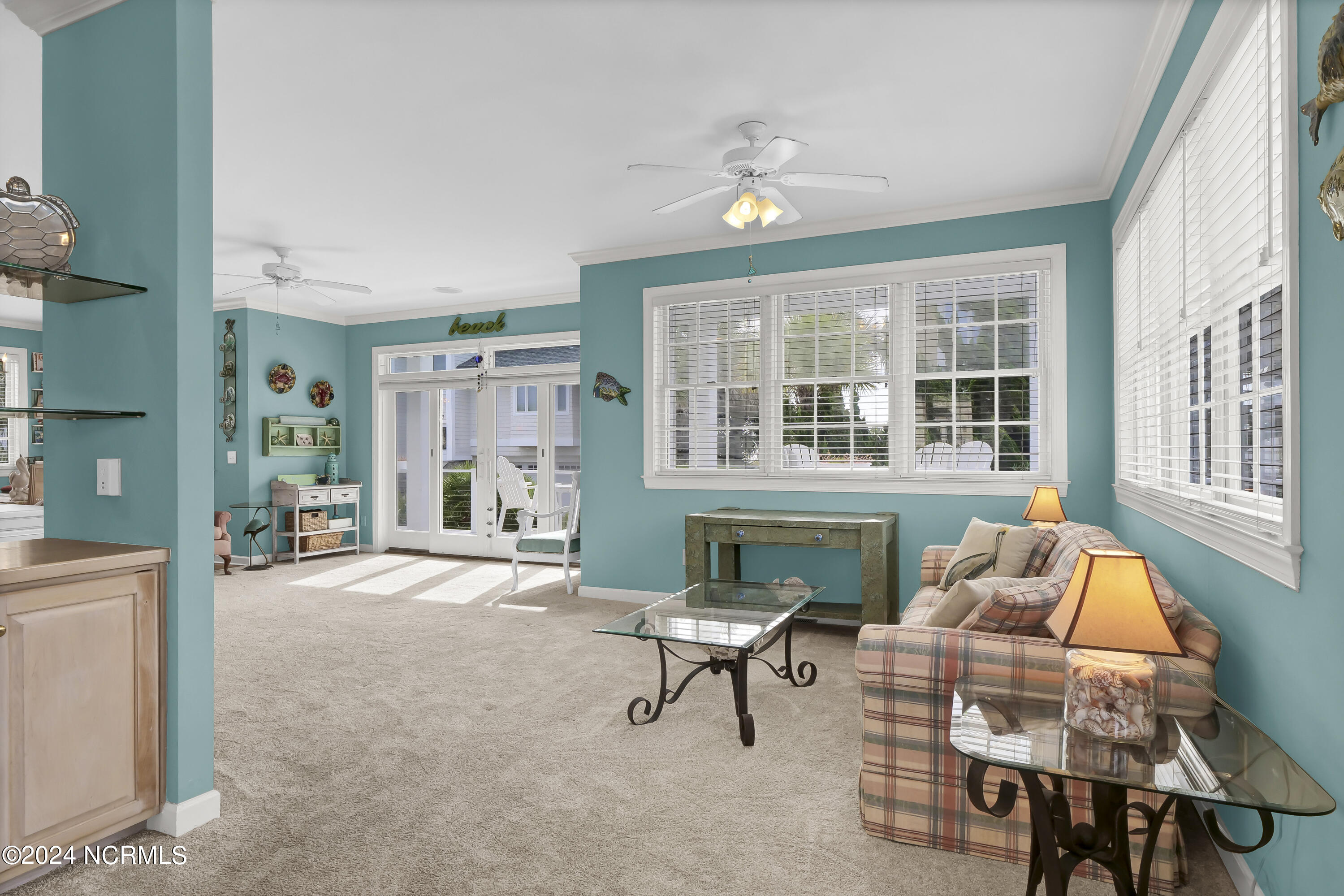 2612 N Lumina Avenue