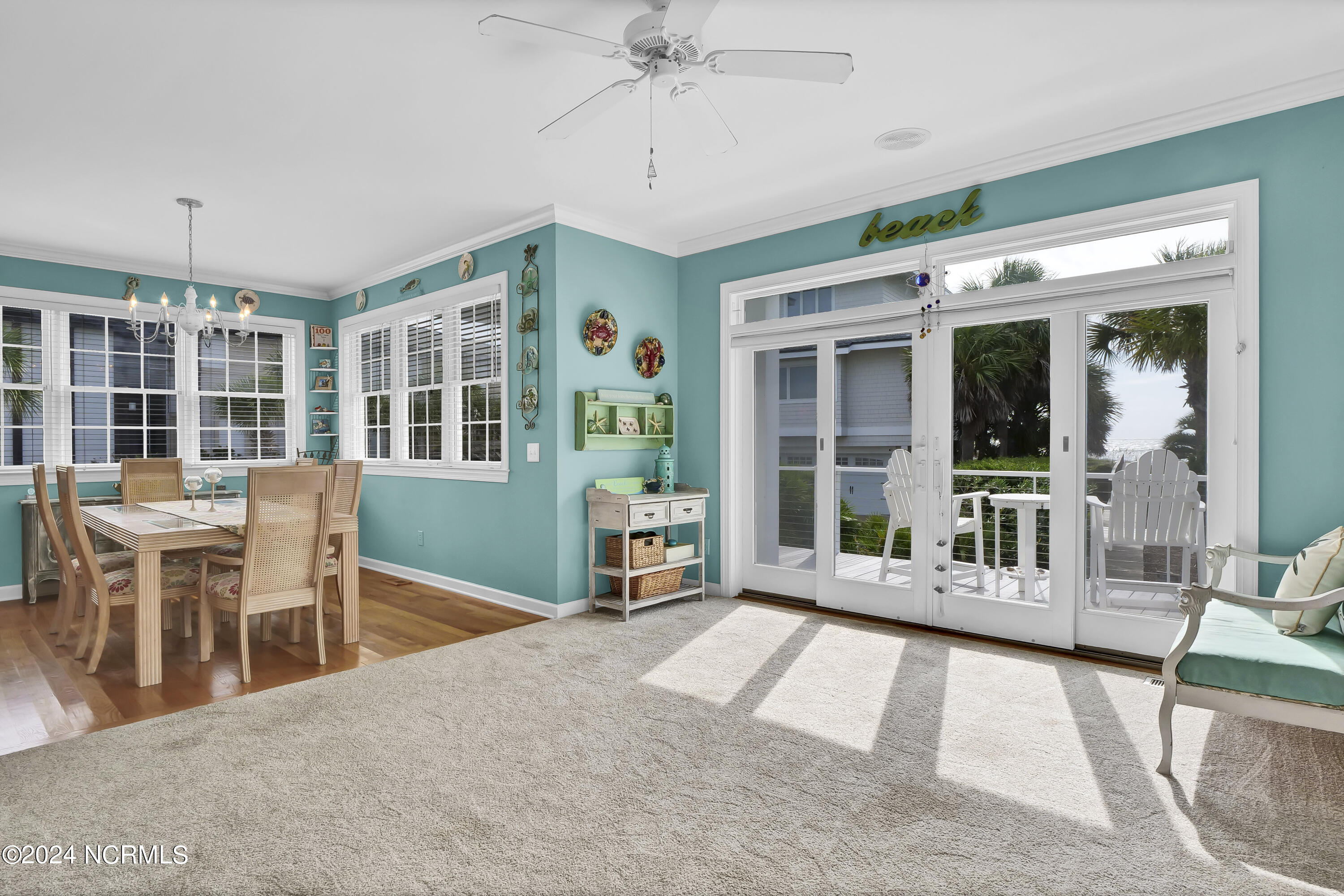 2612 N Lumina Avenue