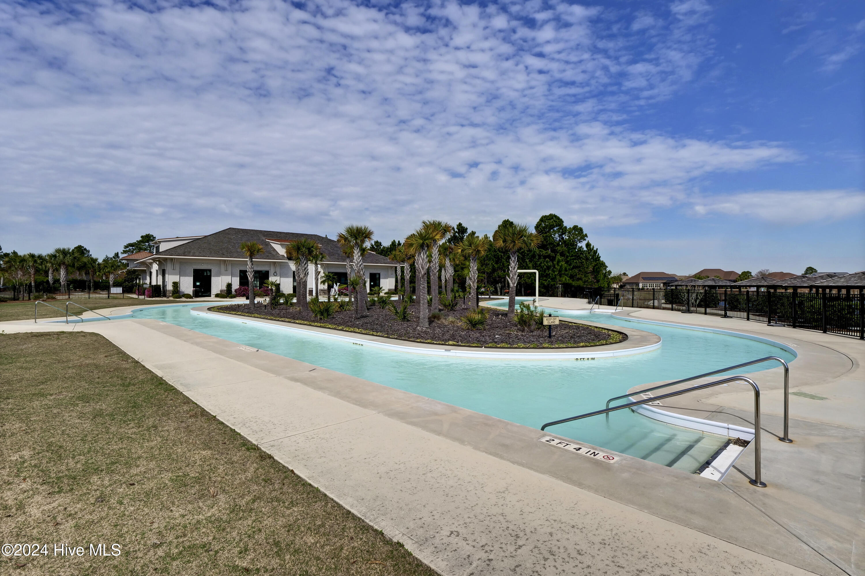 2619 W Timber Crest Drive NE