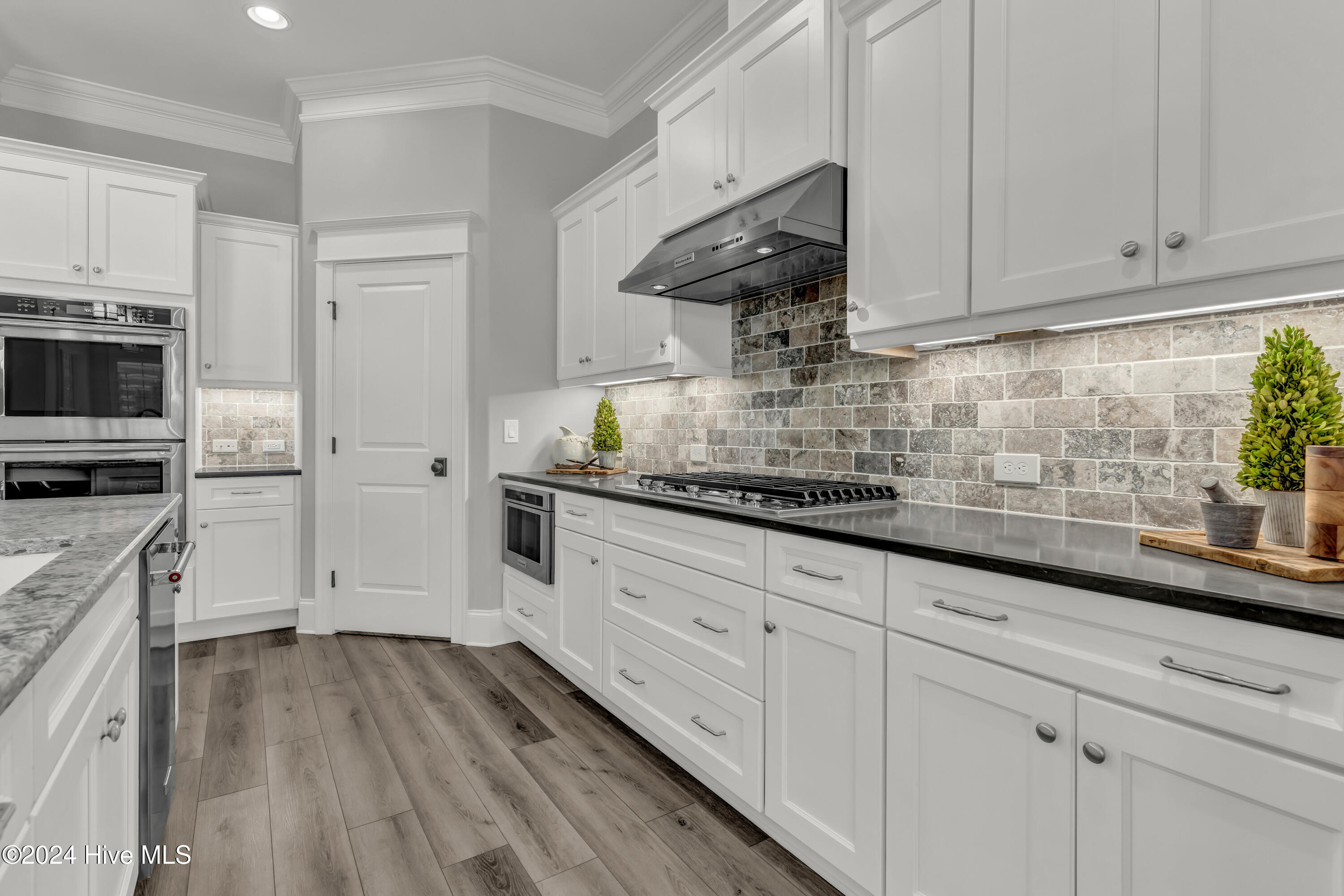 2619 W Timber Crest Drive NE