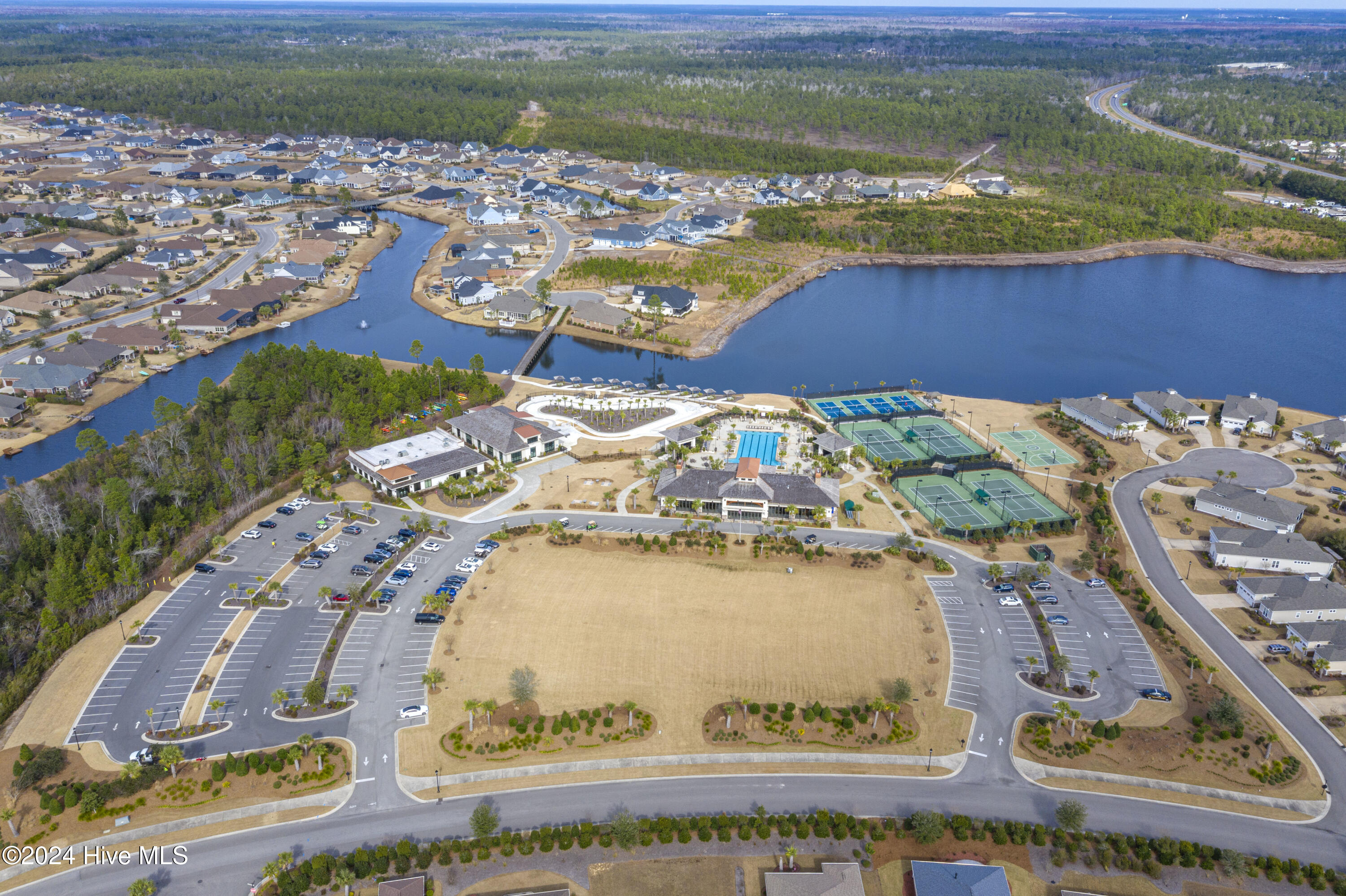 2619 W Timber Crest Drive NE