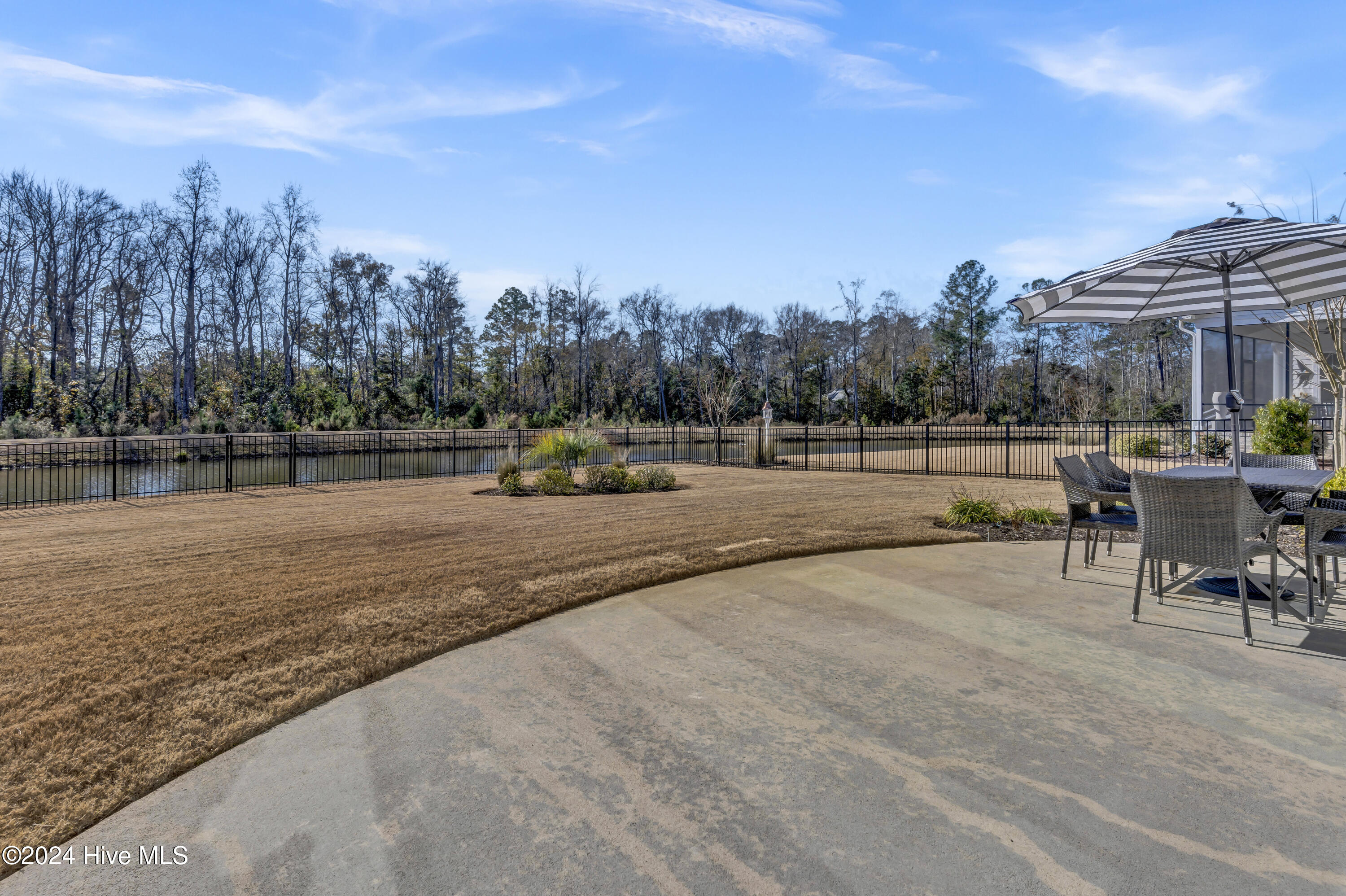 2619 W Timber Crest Drive NE