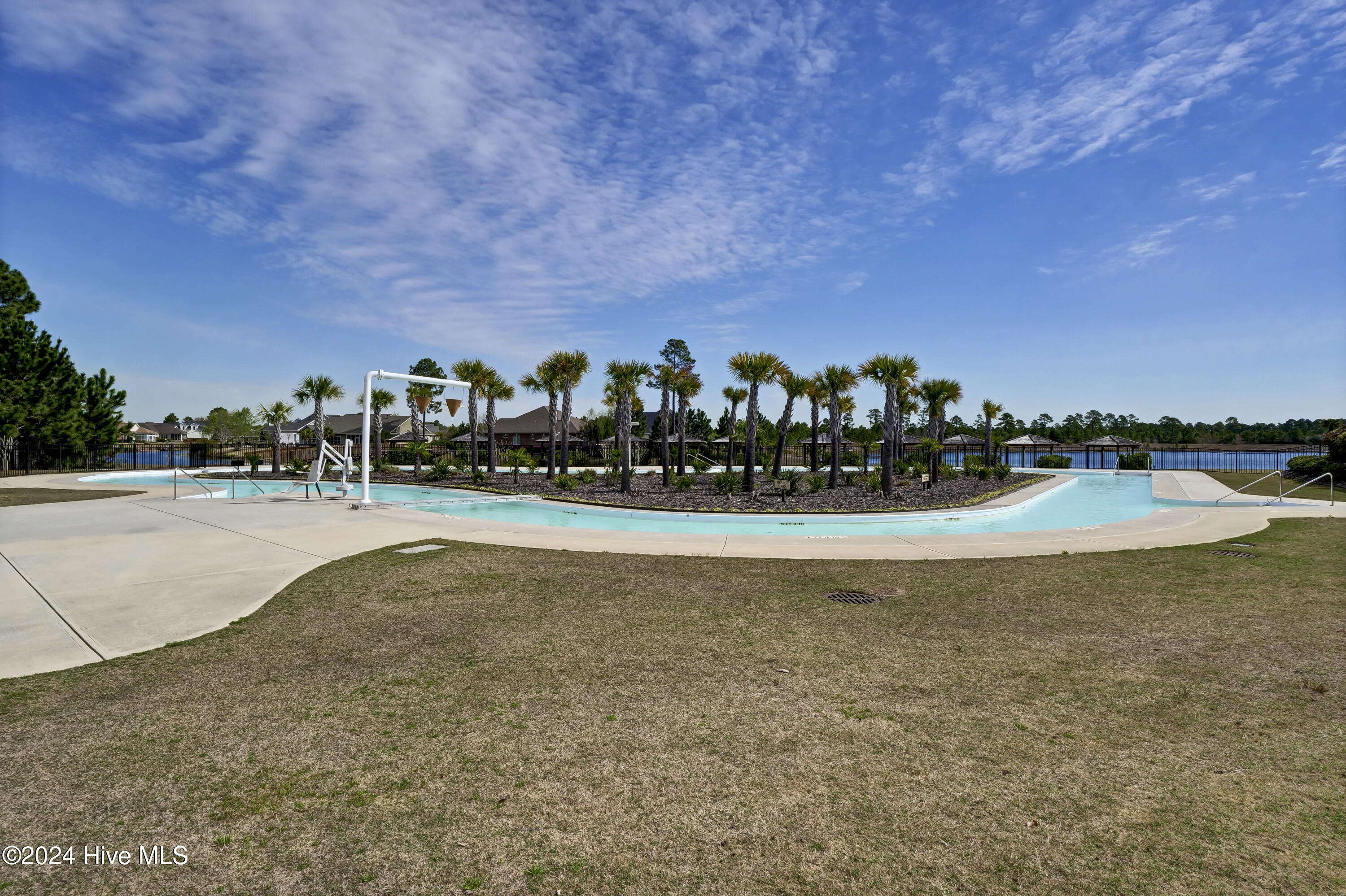 2619 W Timber Crest Drive NE