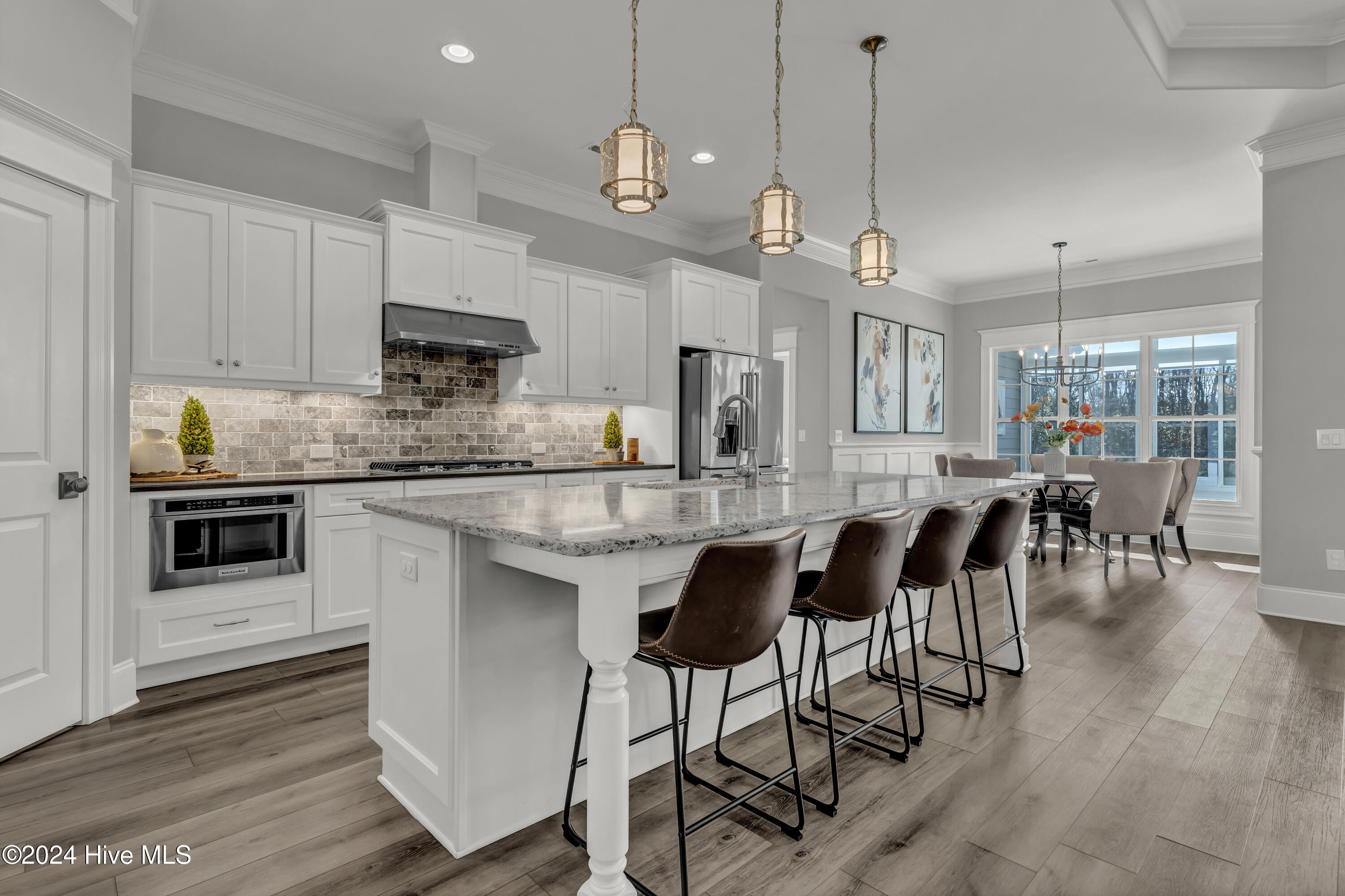 2619 W Timber Crest Drive NE